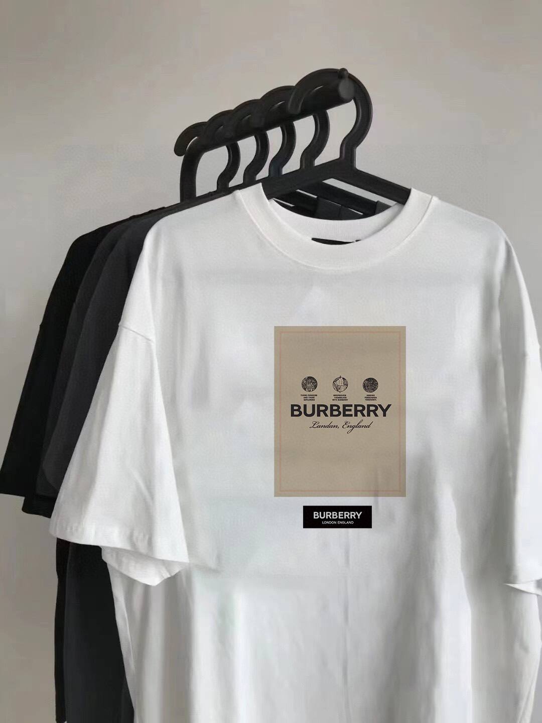 【Burberry】（バーバリー )半袖 男女兼用、ご好評に付き再入荷！半袖Tシャツ