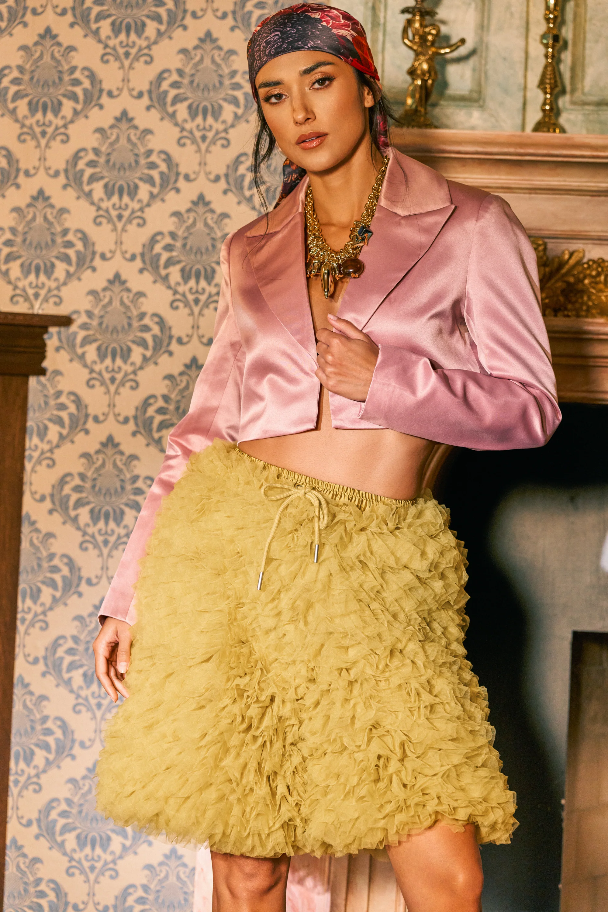 LILA SATIN BLAZER IN MAUVE - Akira Store