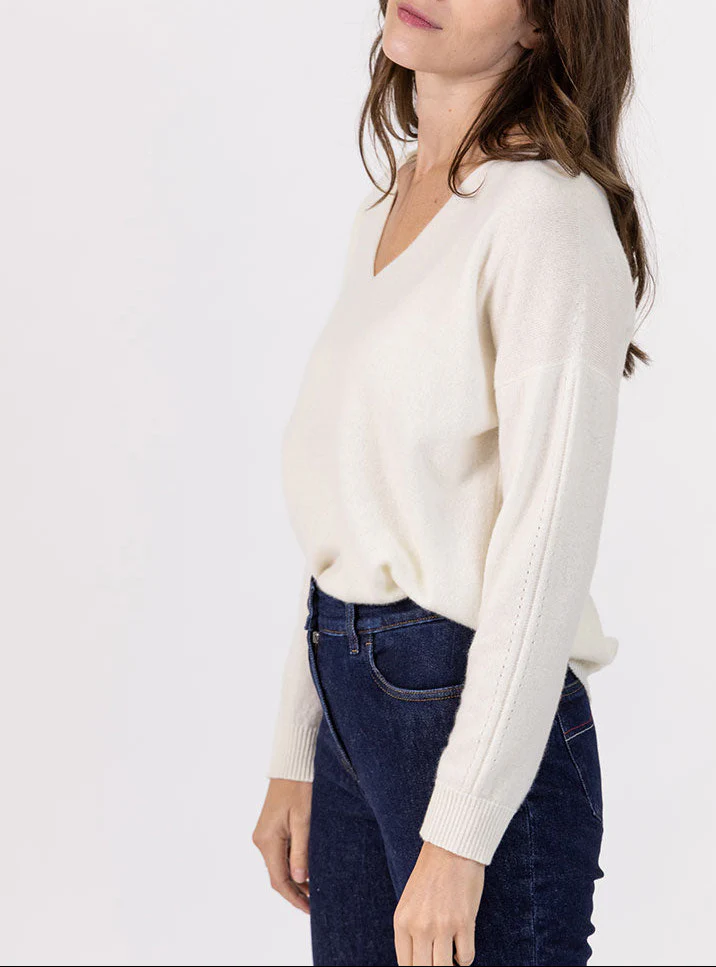Pull femme col V laine et cachemire blanc