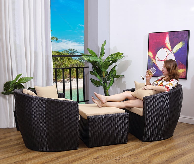 Ensembles de chaises longues d'extérieur en rotin PE pour balcon et villa