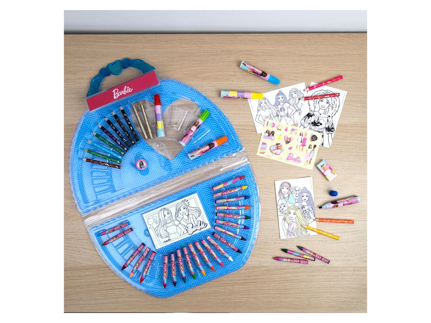 Barbie Mallette de dessin, 51 pices