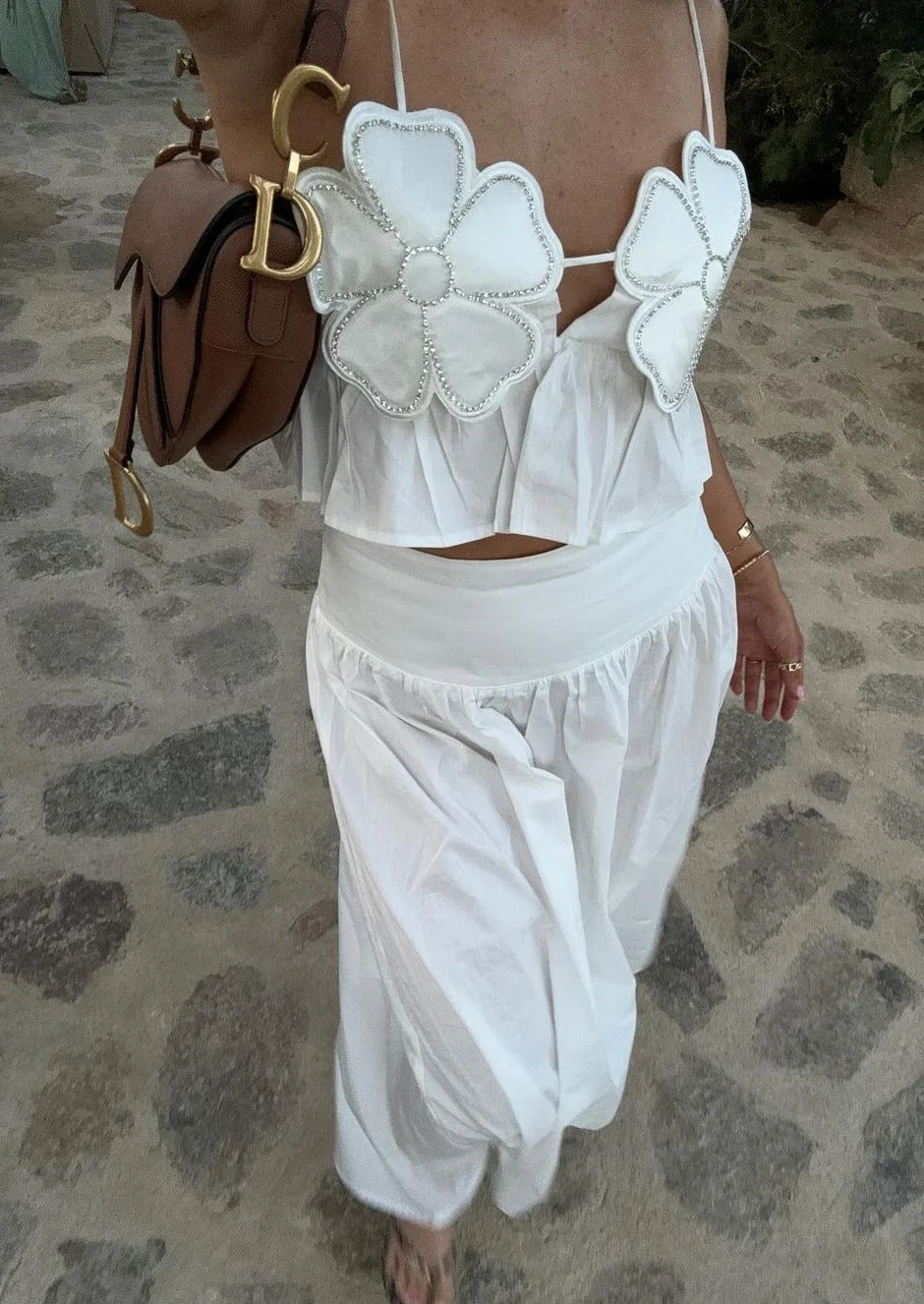 Blouse blanche à manches volantées pour femmes