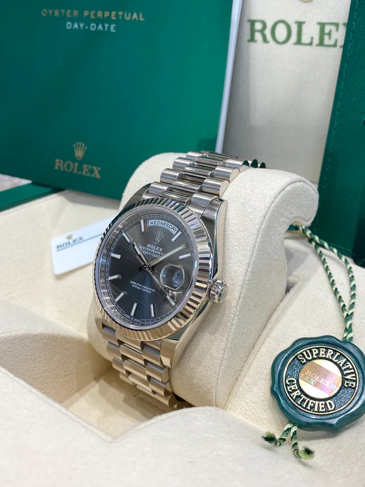[Super Clone]RLX  Day-Date 40mm Slate Diamonds Dial  228236-0013