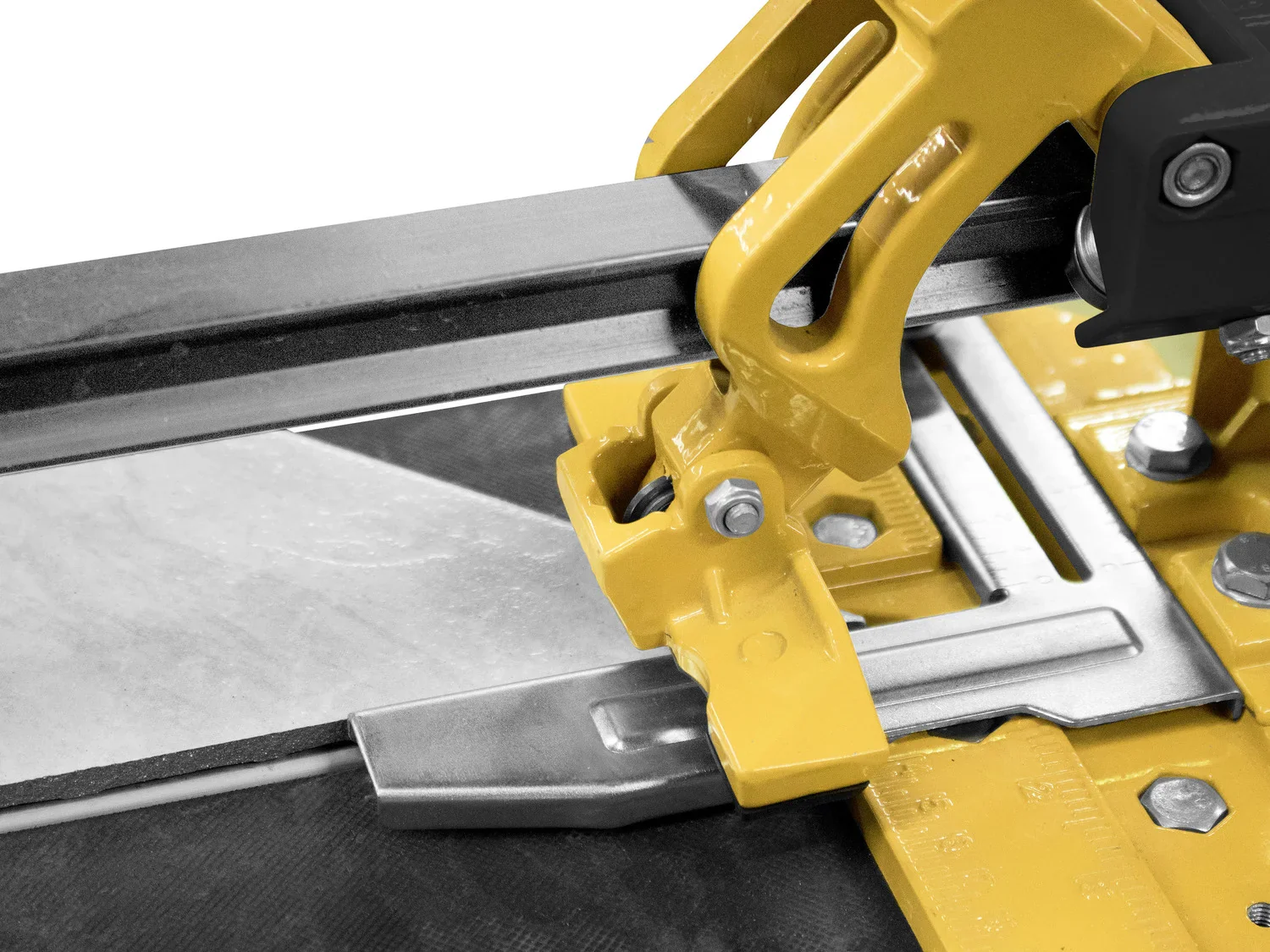 Gde Coupe-carreaux GHF800