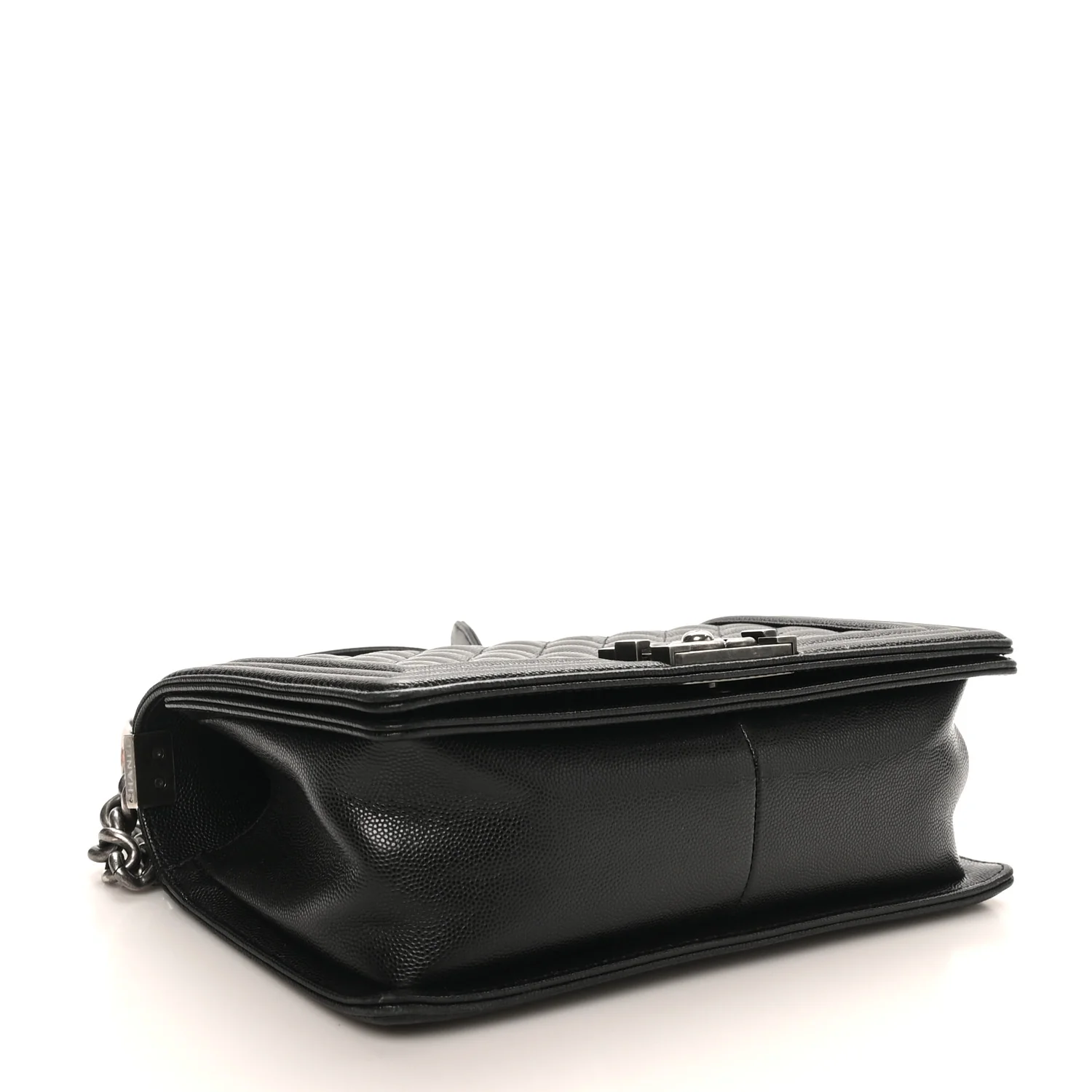Caviar Quilted Medium Boy Flap Black