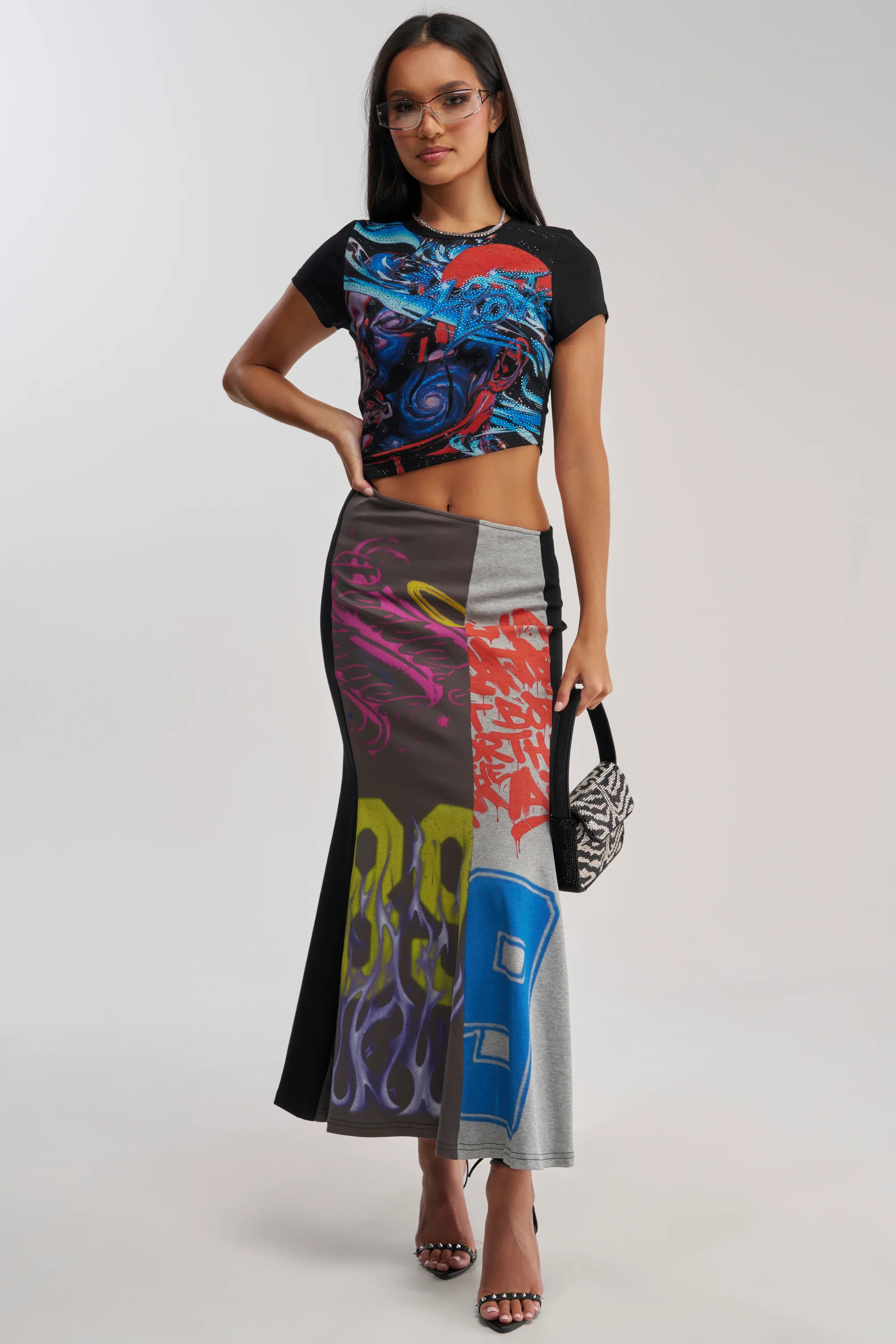 RACE YA GRAPHIC MAXI DRESS WITH SIDE CUTOUT - Akira Store