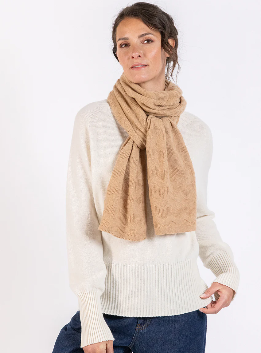 Echarpe en cachemire beige douceur