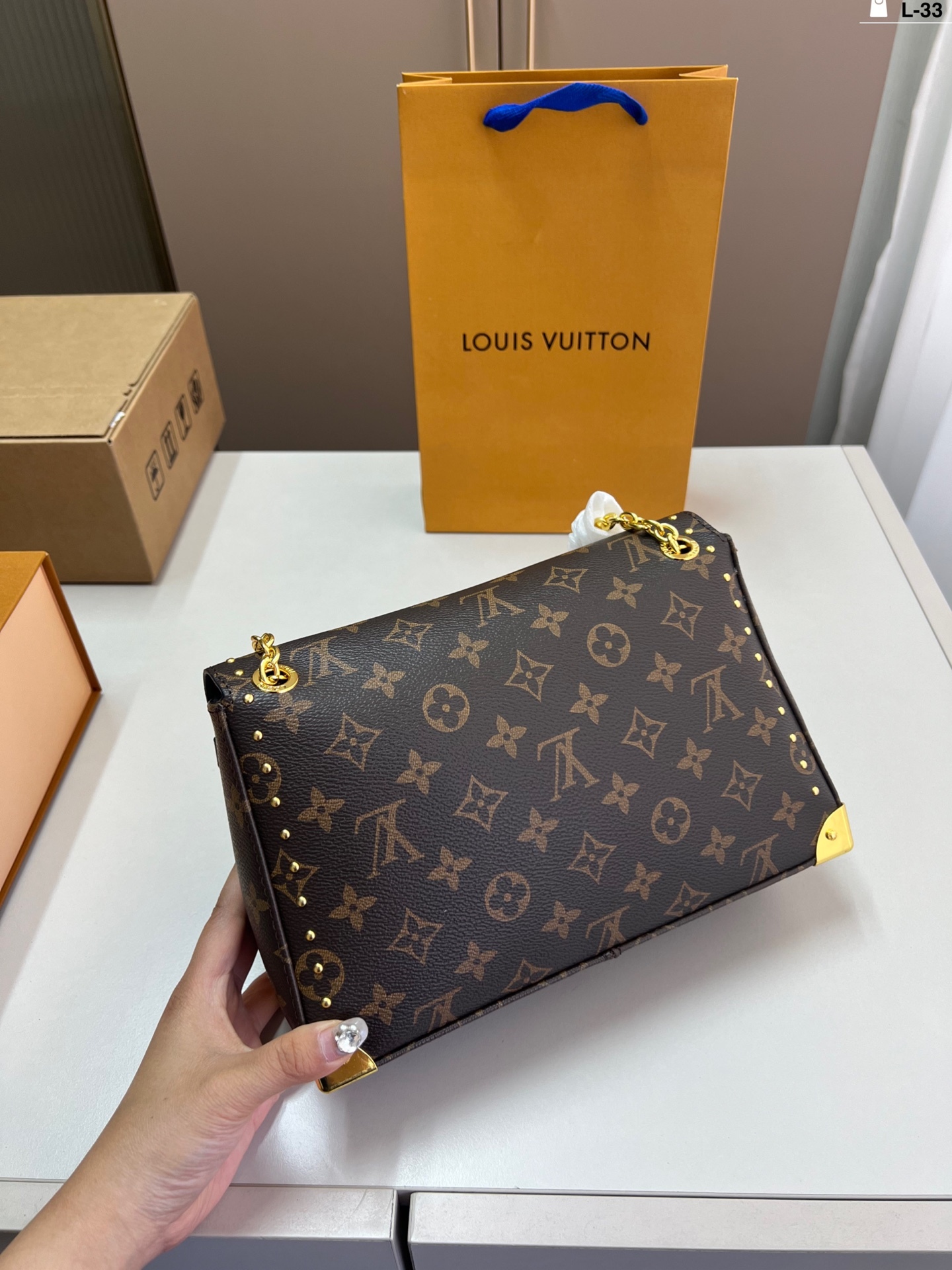 Louis new arrival Trunkie bag size: 26*15 cm
