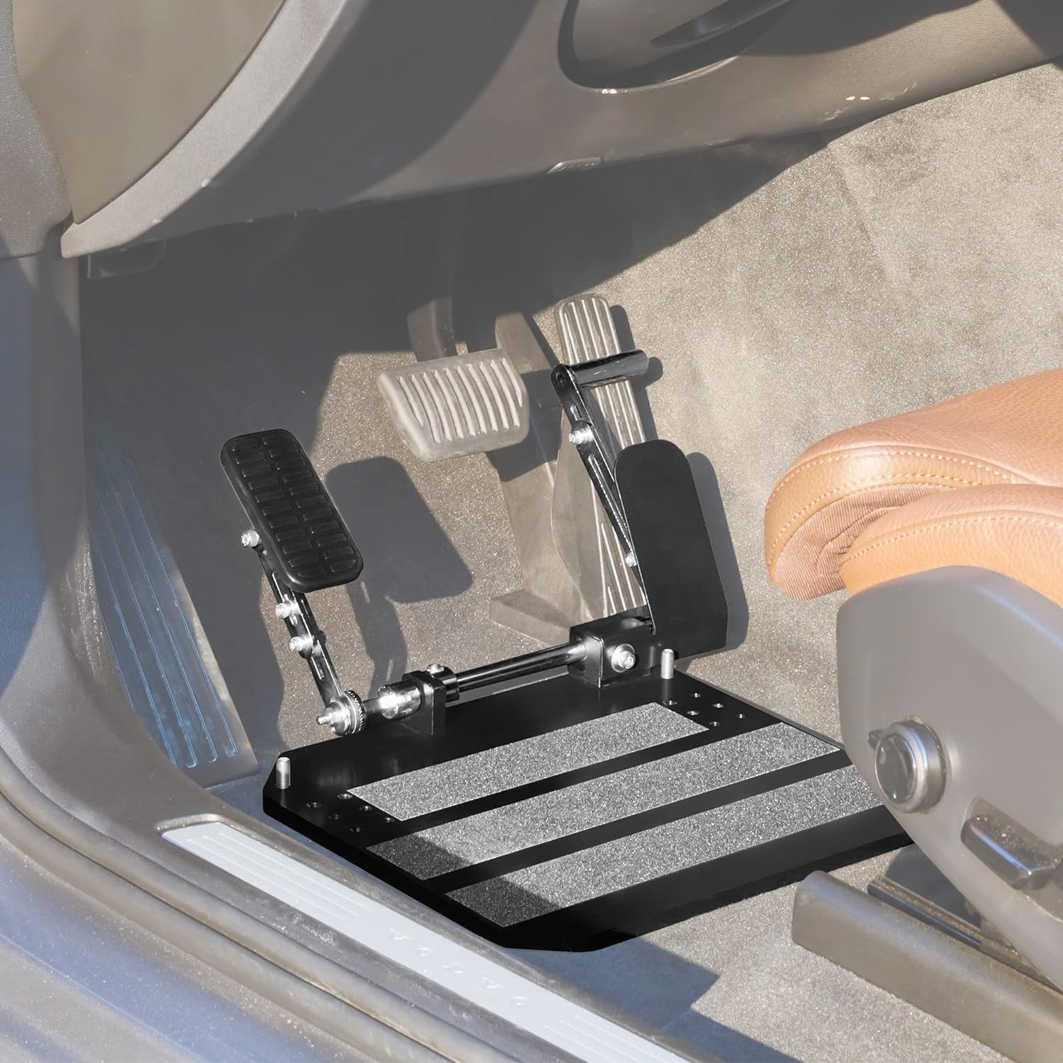 Pédale d'accélérateur portable pour pied gauche (LFGP) pour une aide à la conduite sécurisée