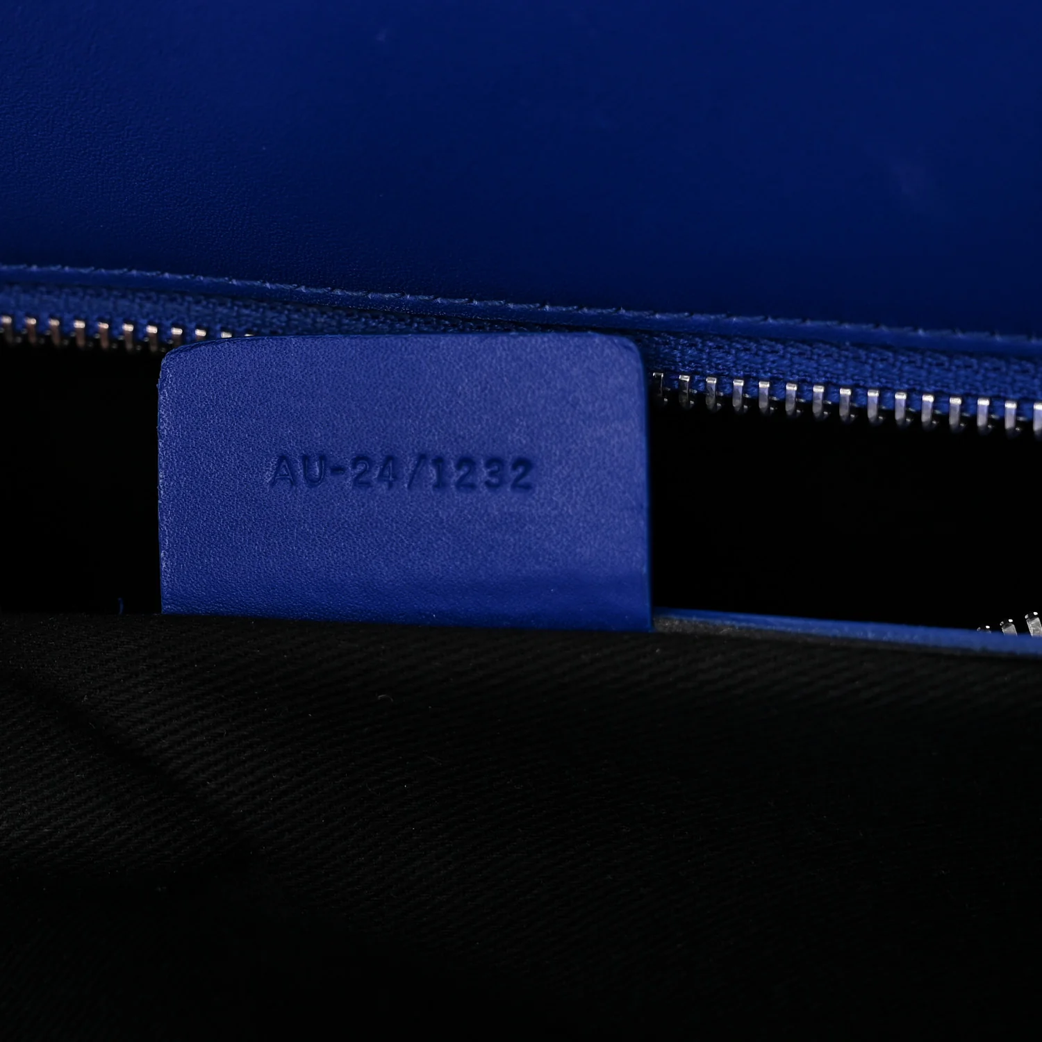 Calfskin Calfskin XL Gancini Buckles Tote Bag Blue