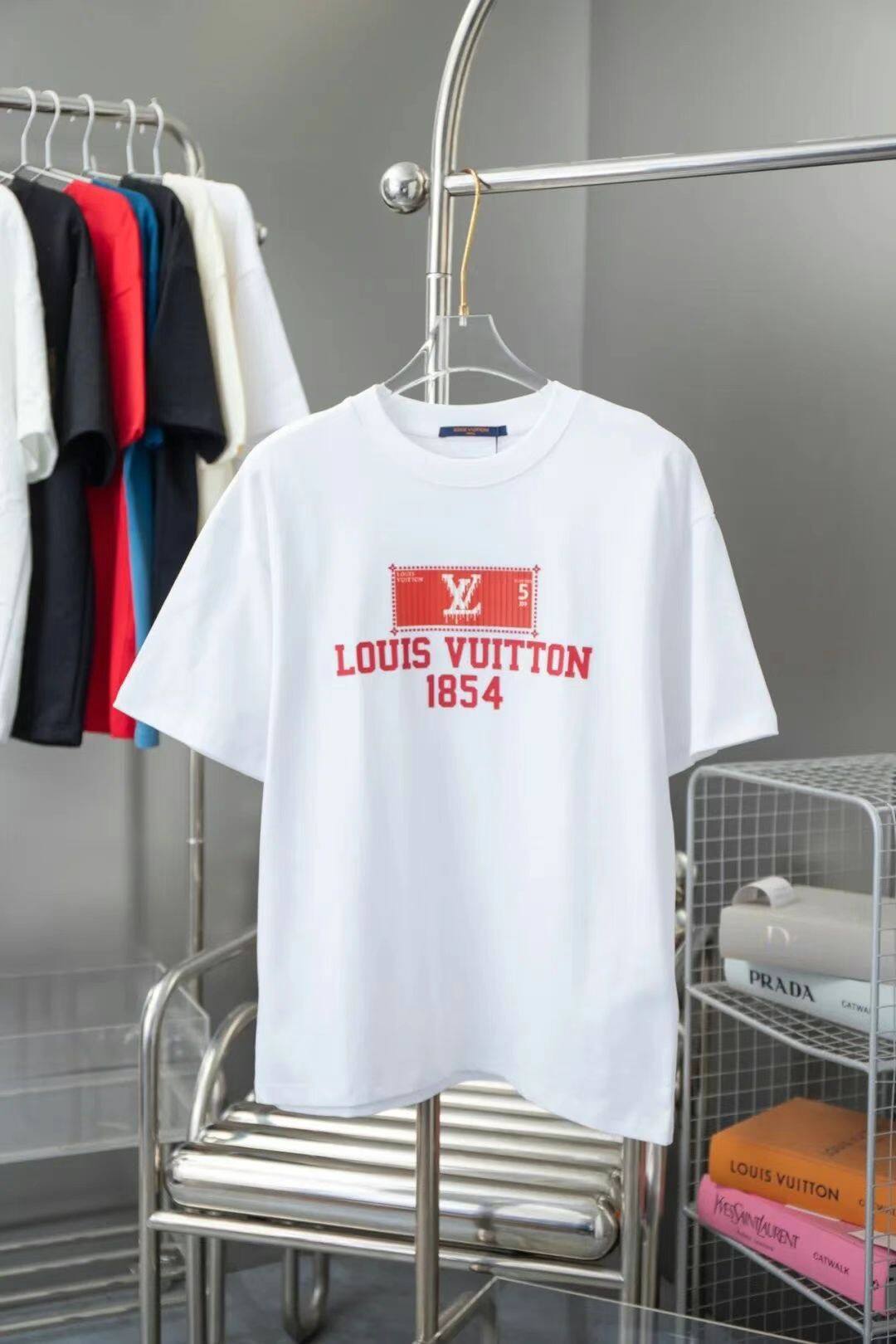 【LOUIS VUITTON 公式旗艦店】ルイヴィトン Tシャツ ご好評に付き再入荷！半袖Tシャツ
