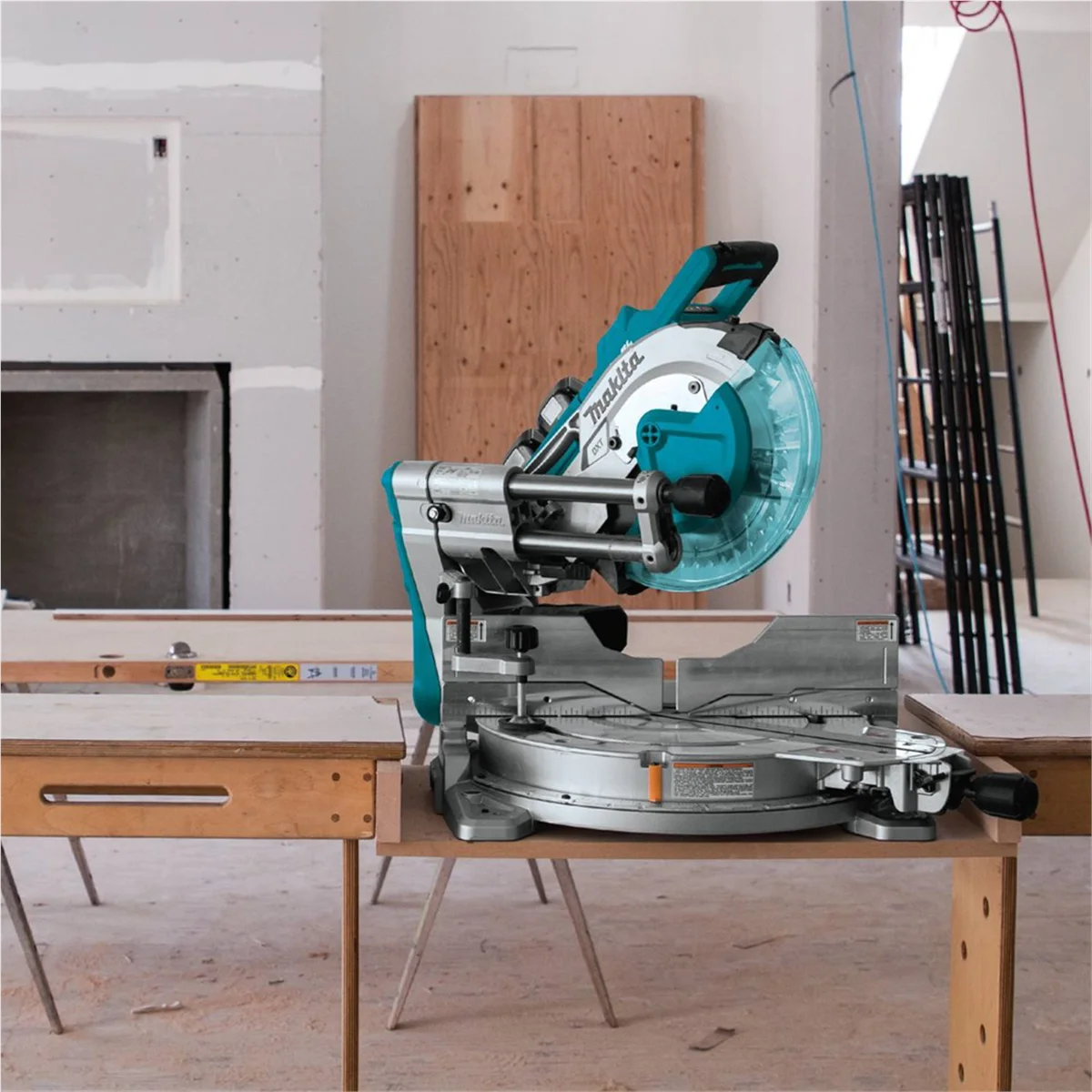 X2 LXT Brushless Cordless Dual Bevel Sliding Compound Miter Saw w/ Laser - Image 4