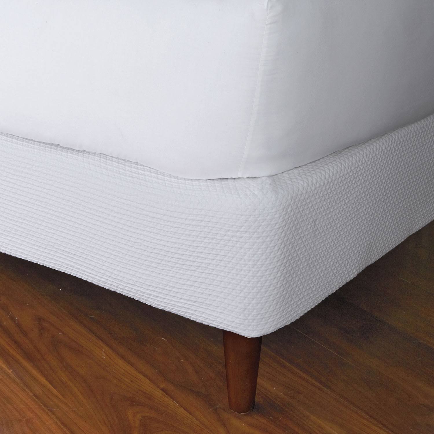 Madelyn Egyptian Cotton Matelasse Box Spring Cover - White Size Full | The Company Store