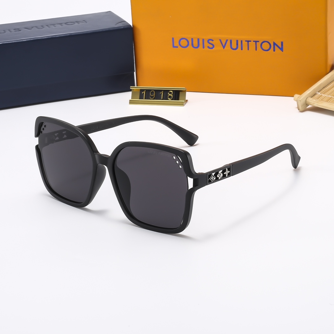 SUMMER SELECTION Sunglasses