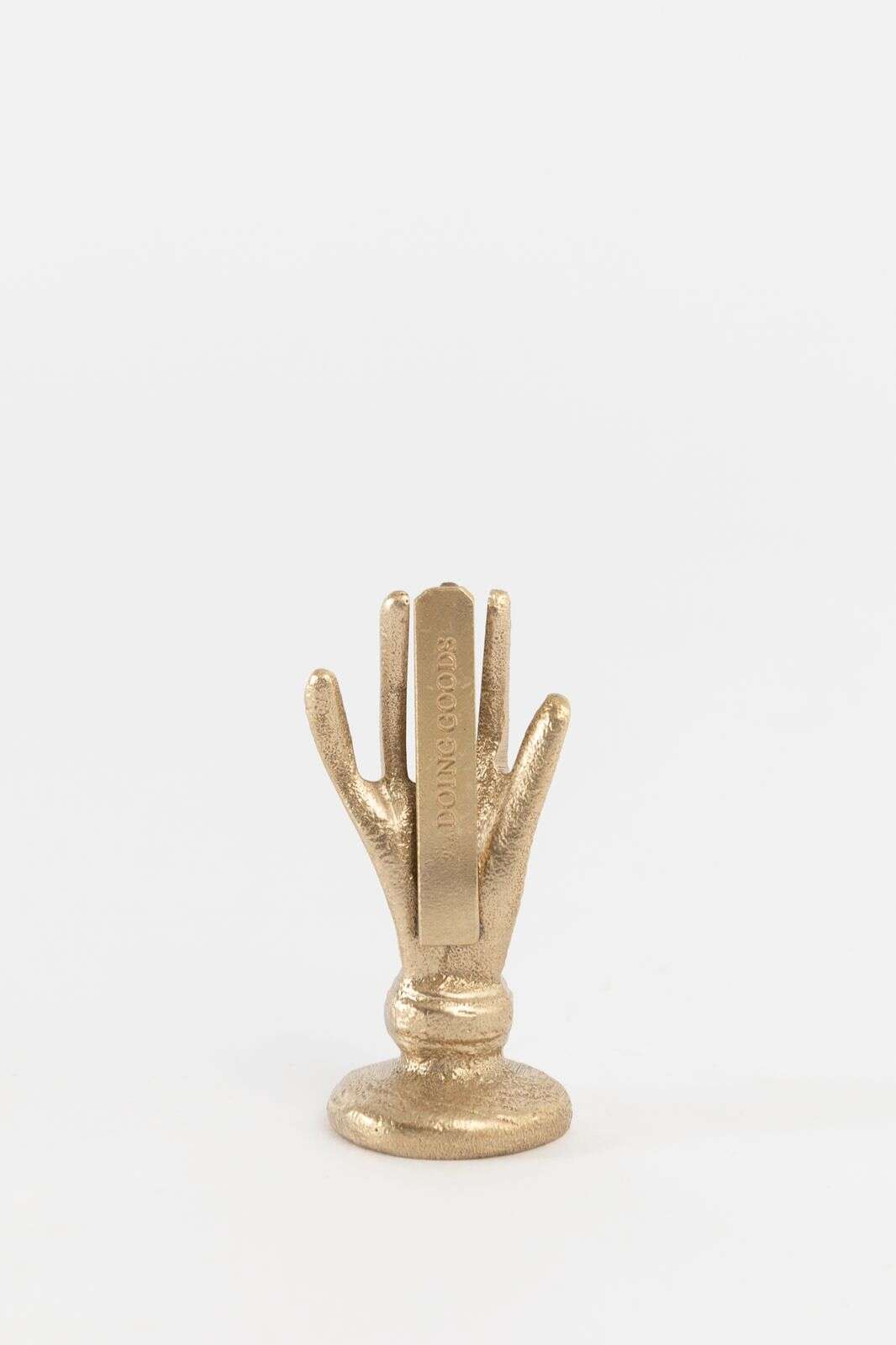Doing Goods goudkleurige kaarthouder hand
