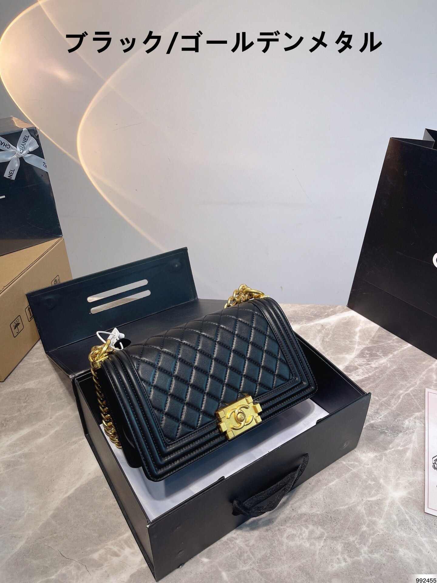 【シャネル】 新作 ボーイ シャネル バッグ カーフスキン-選べる2色