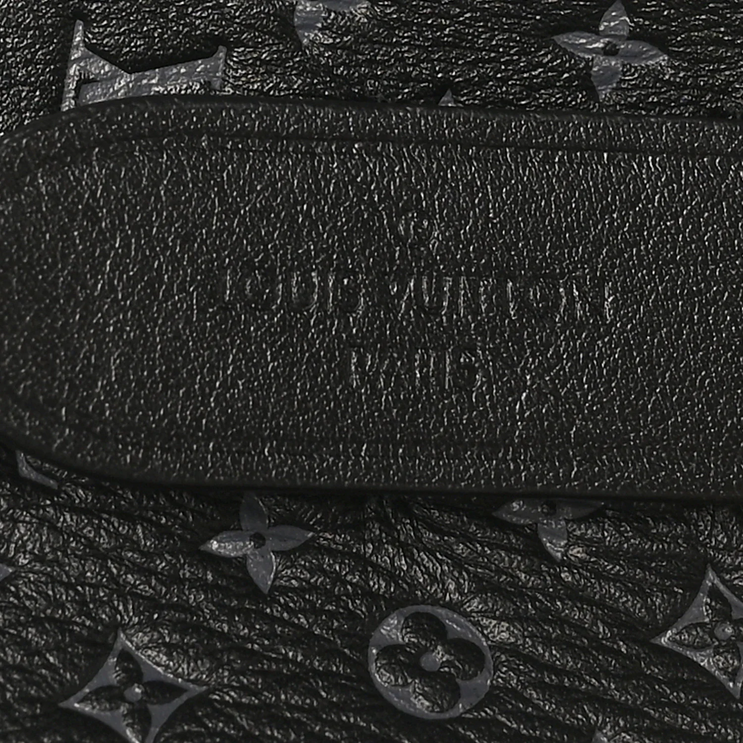 Calfskin Nanogram Embossed Neonoe BB Black