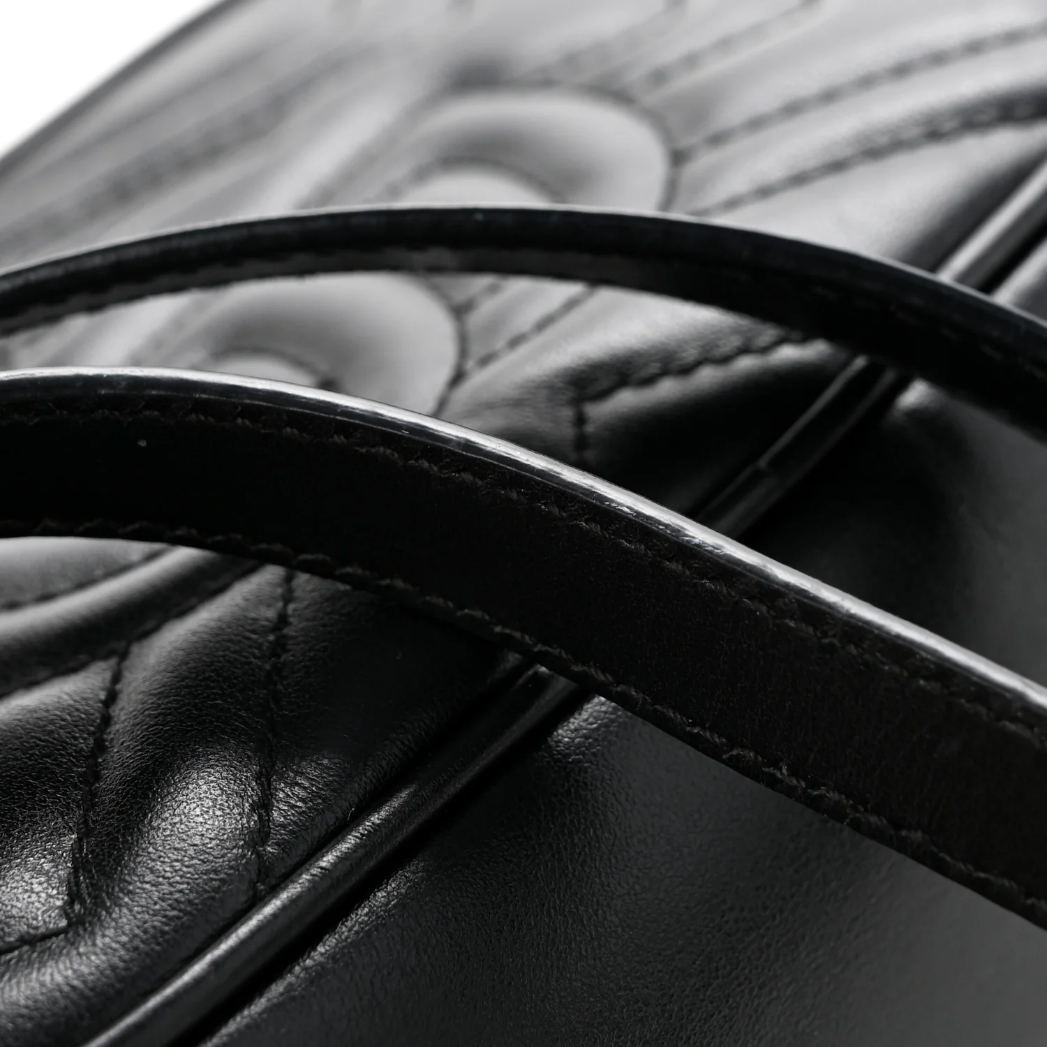 Calfskin Matelasse Mini GG Marmont Chain Shoulder Bag Black