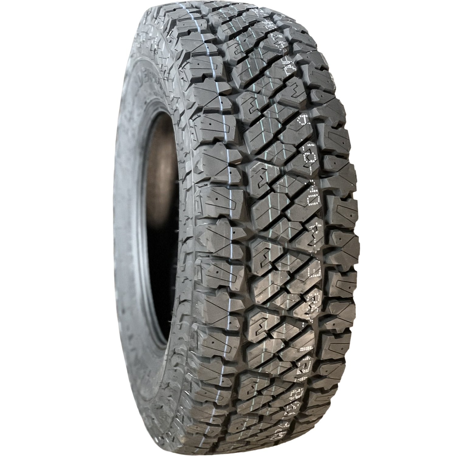 Pneu Thunderer Ranger A/TR LT 235/85R16, indice de charge E, 10 plis (DC), tout-terrain