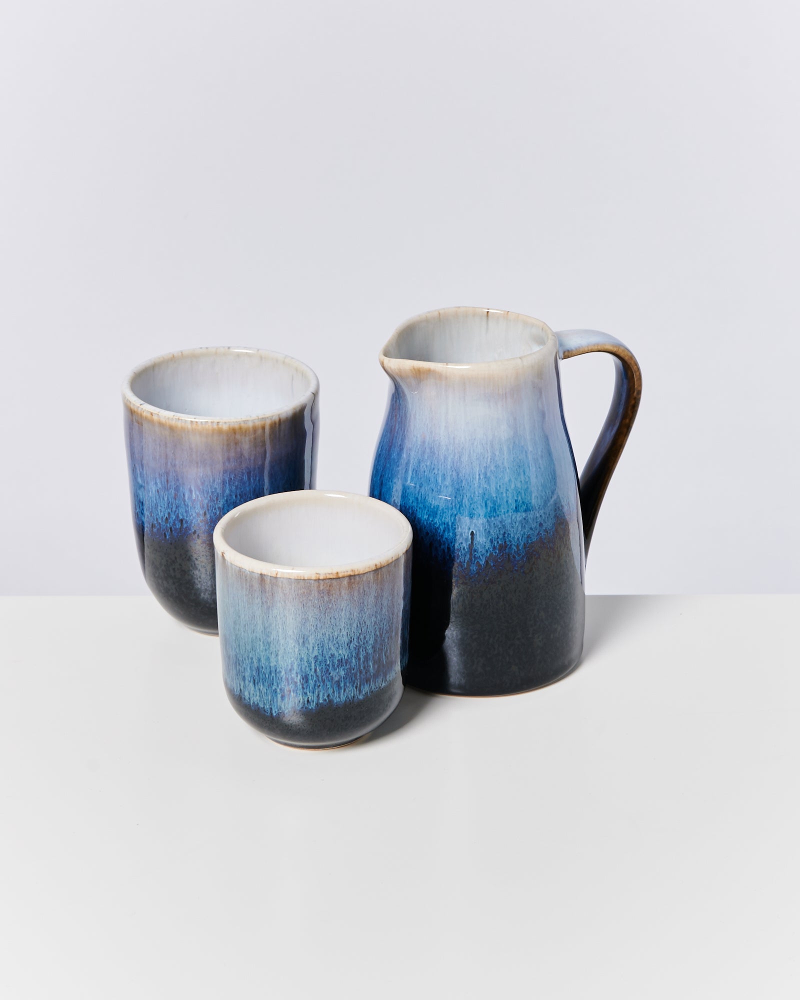 ALCACHOFRA - MILK JUG BLACK-BLUE