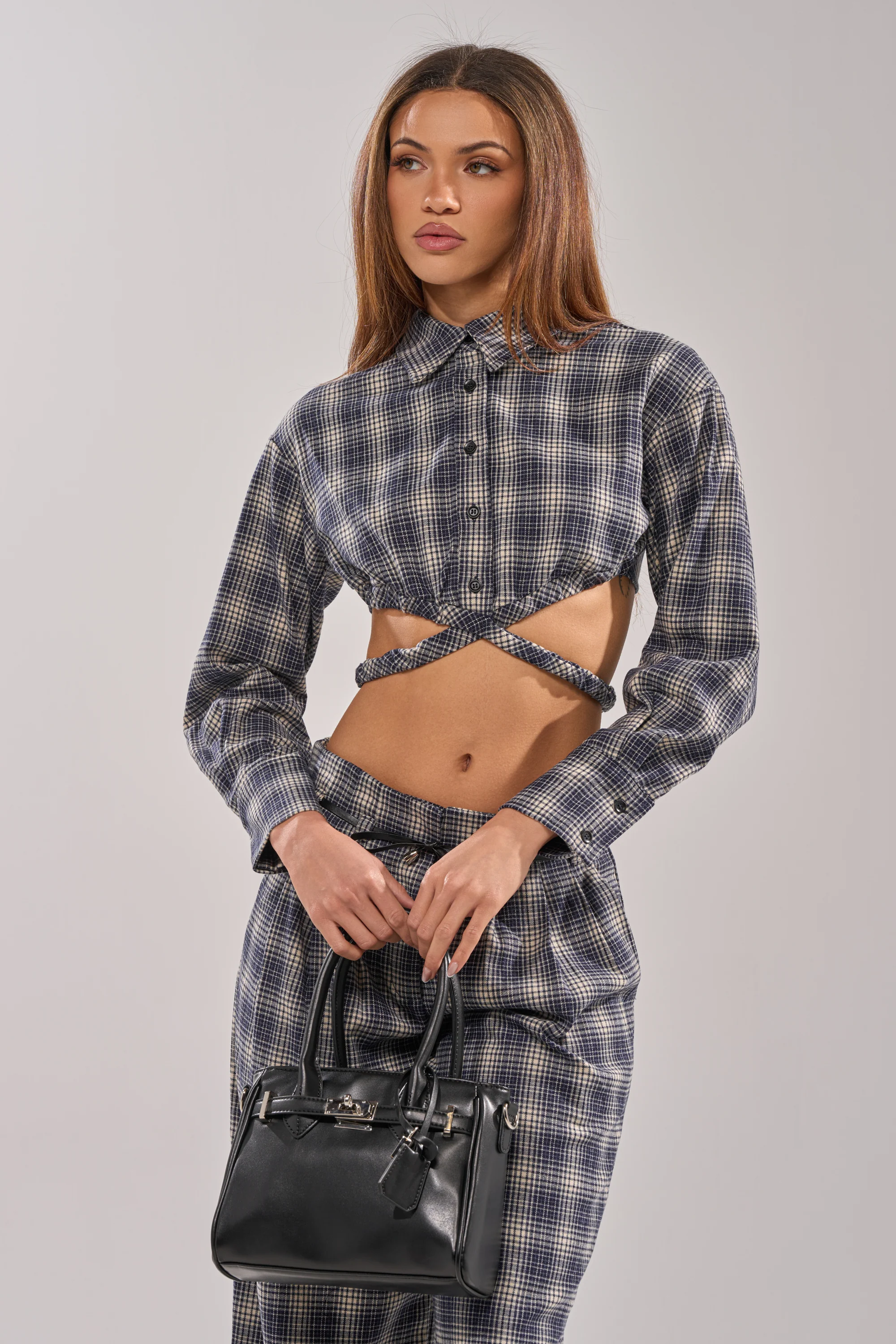 JANE PLAID BUTTON DOWN - Akira Store
