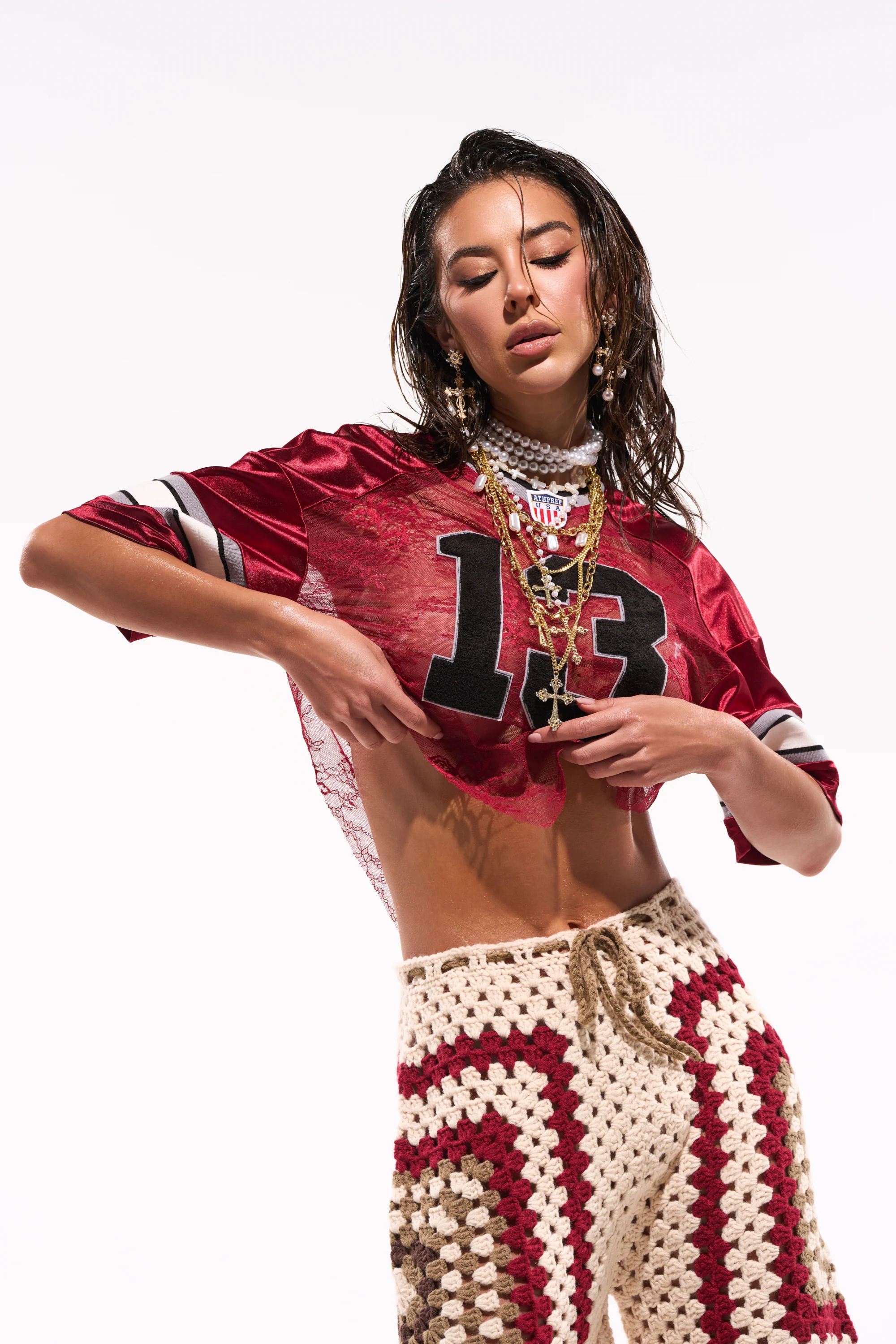 LUCKY LACE JERSEY TOP IN BURGUNDY - Akira Store
