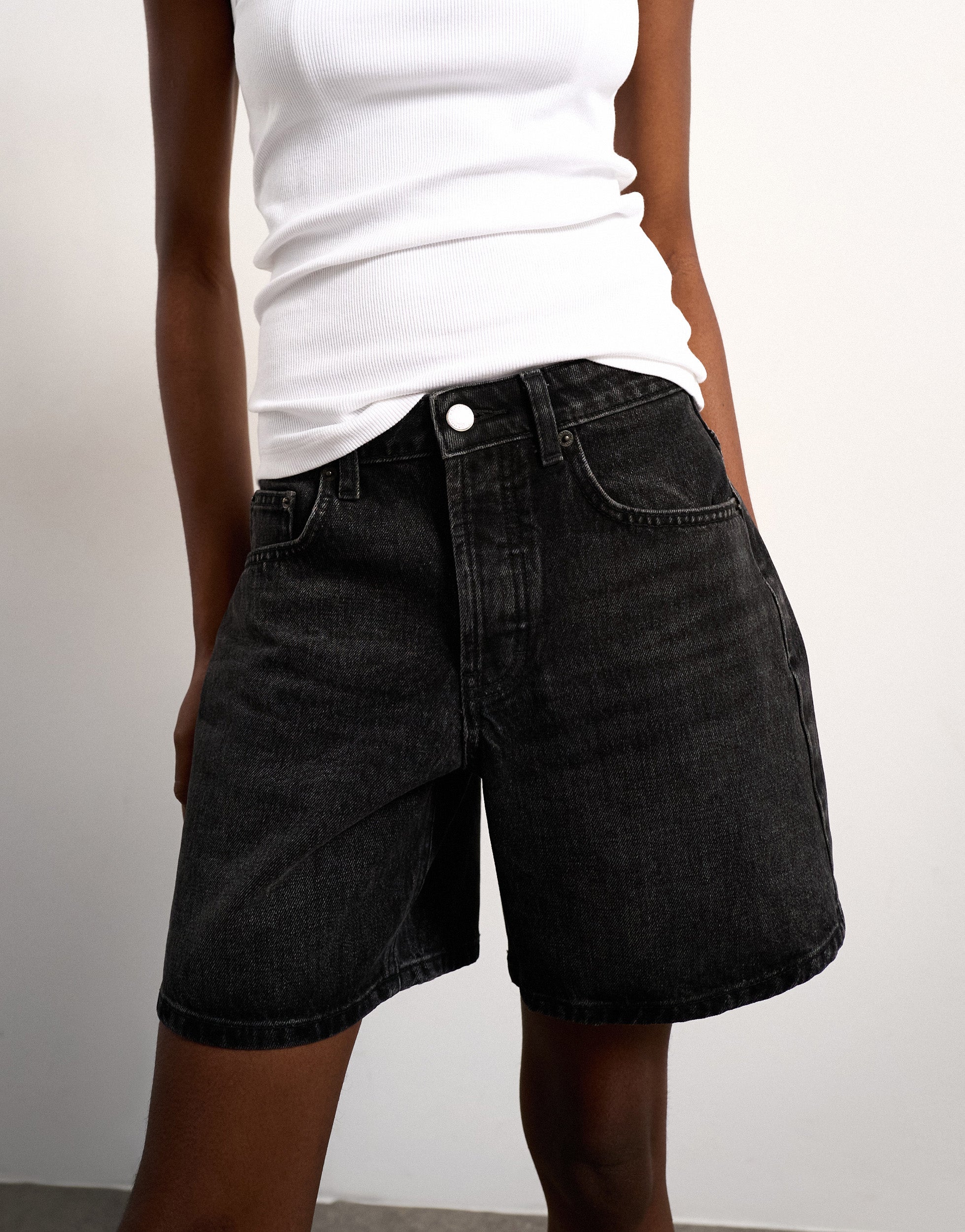 VERO MODA® TSVIGGA Denim shorts