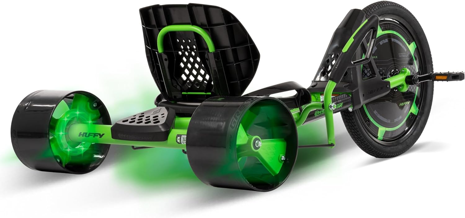 Tricycle drift de 20 pouces, aux lignes fluides et au design confortable, siège réglable, cadre en acier robuste, facile à utiliser, convient aux enfants de plus de 8 ans, équipé d'un éclairage LED et de freins à pied, disponible en vert et en noir.