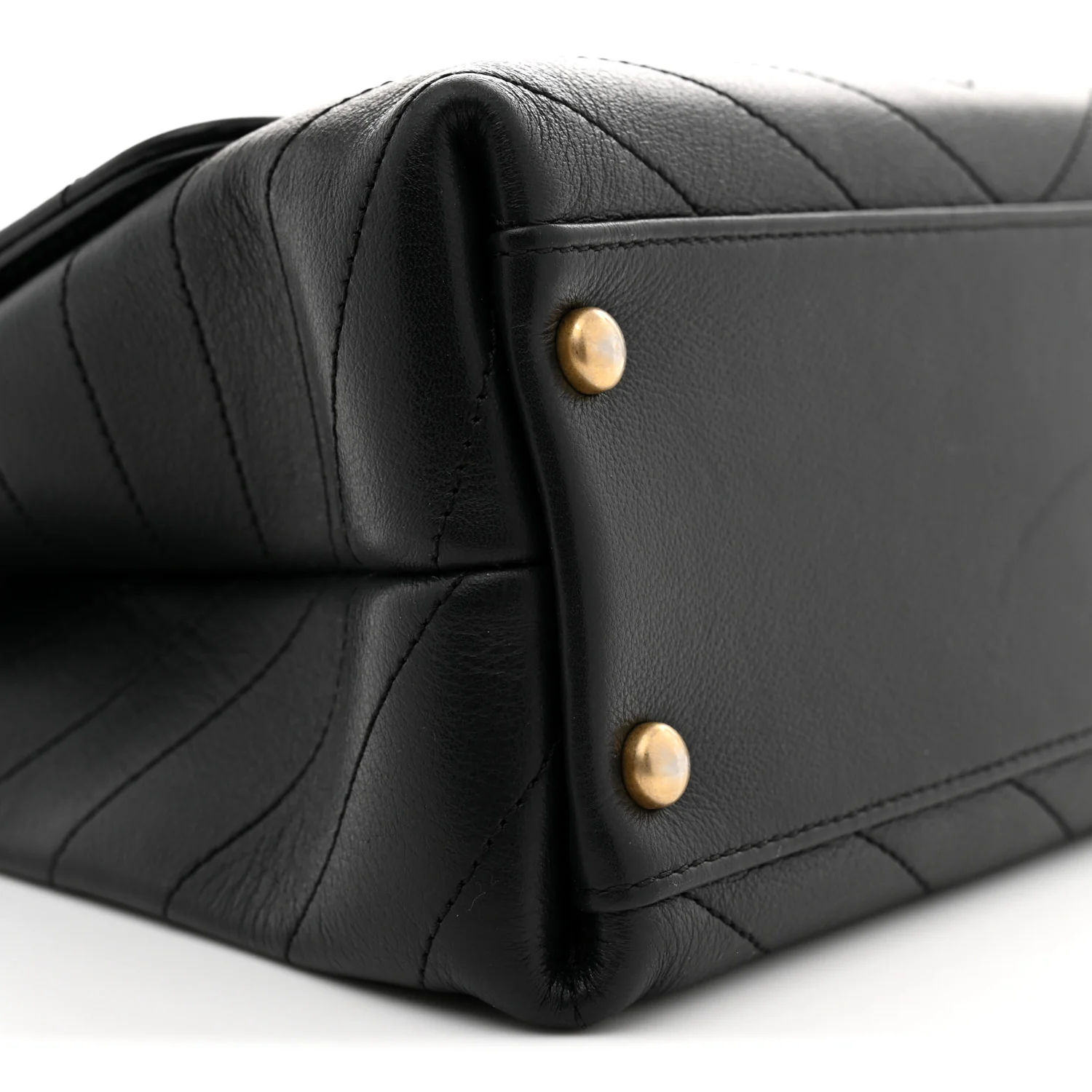 Grained Calfskin Snakeskin Small Chevron Chic Top Handle Flap Black