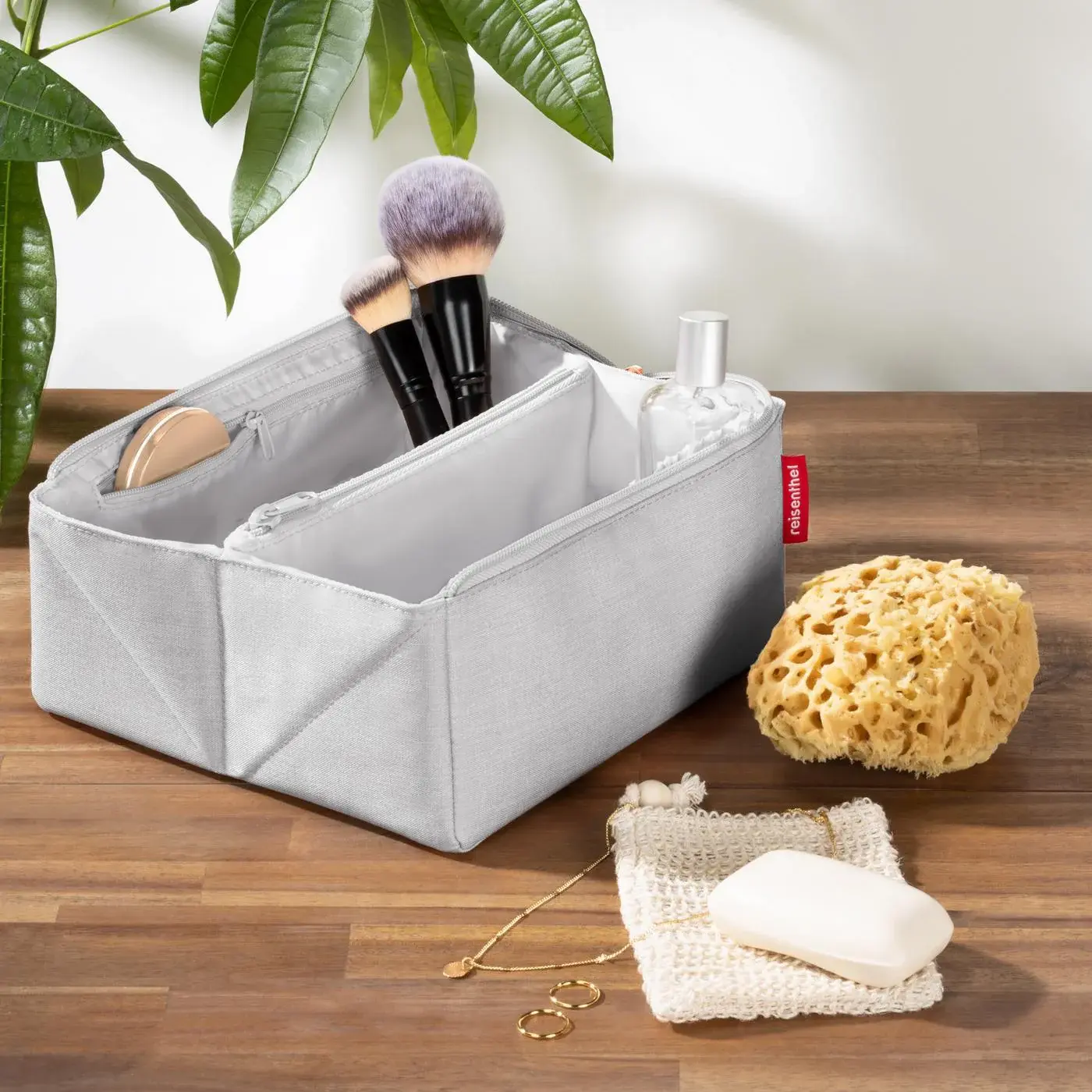 fold case twist sky rose