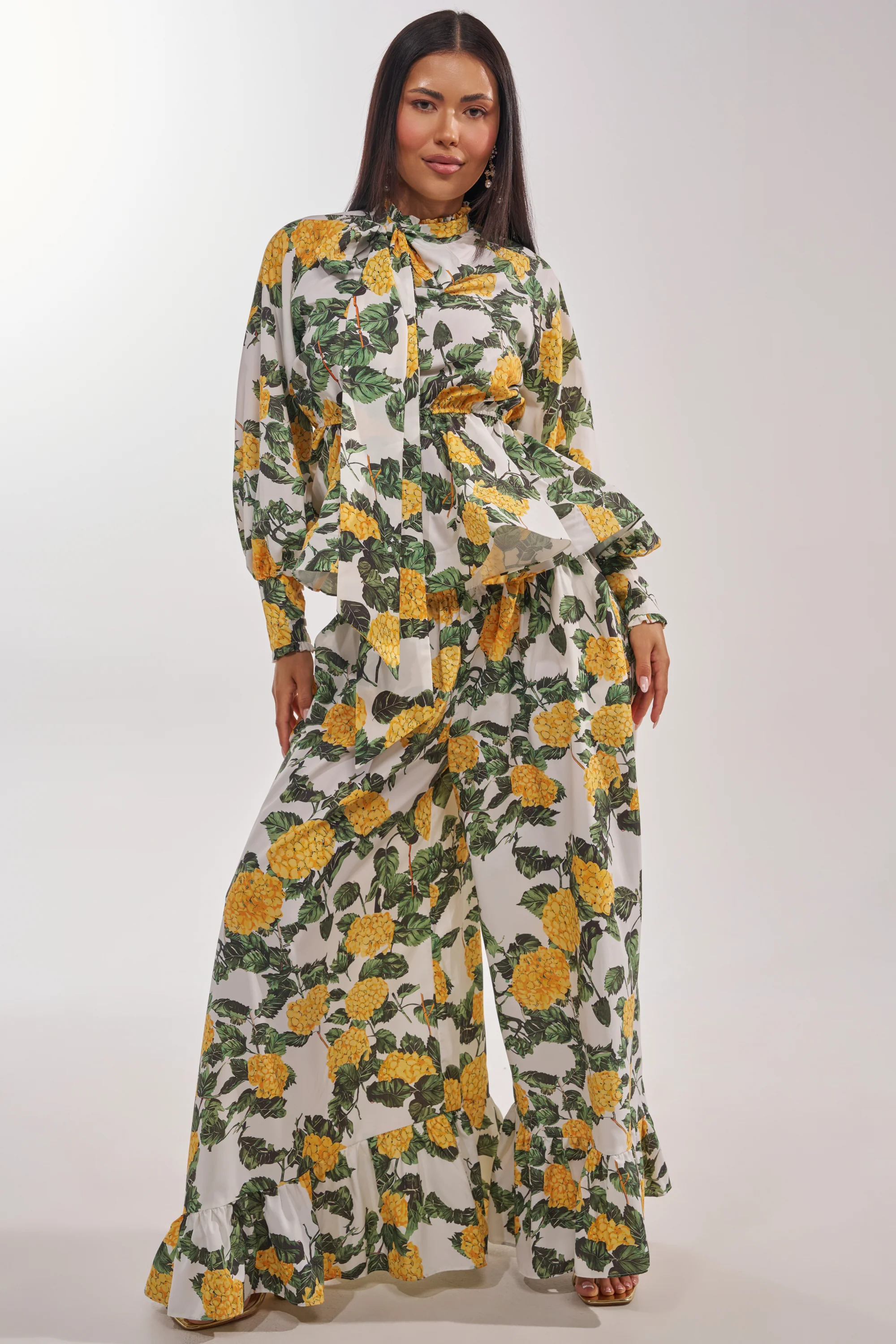 JULIE FLORAL WIDE LEG RUFFLE PANT - Akira Store