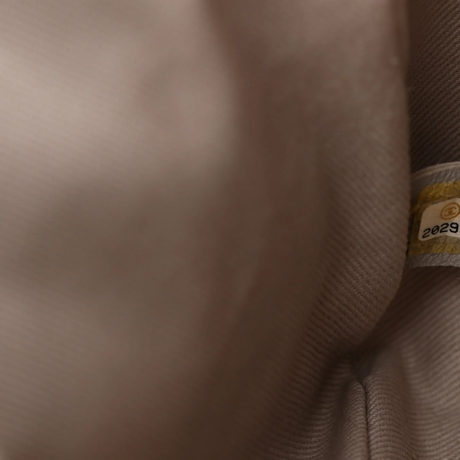 Caviar Quilted Jumbo Easy Flap Beige