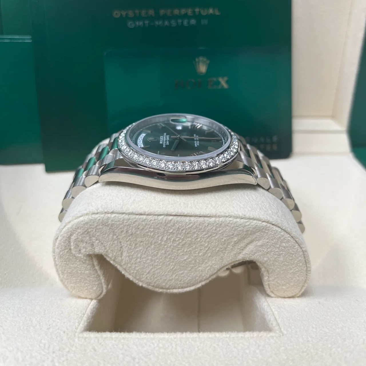 [Super Clone]RLX  Day-Date 40mm 228349RBR-0030 Olive Green Dial President Bracelet