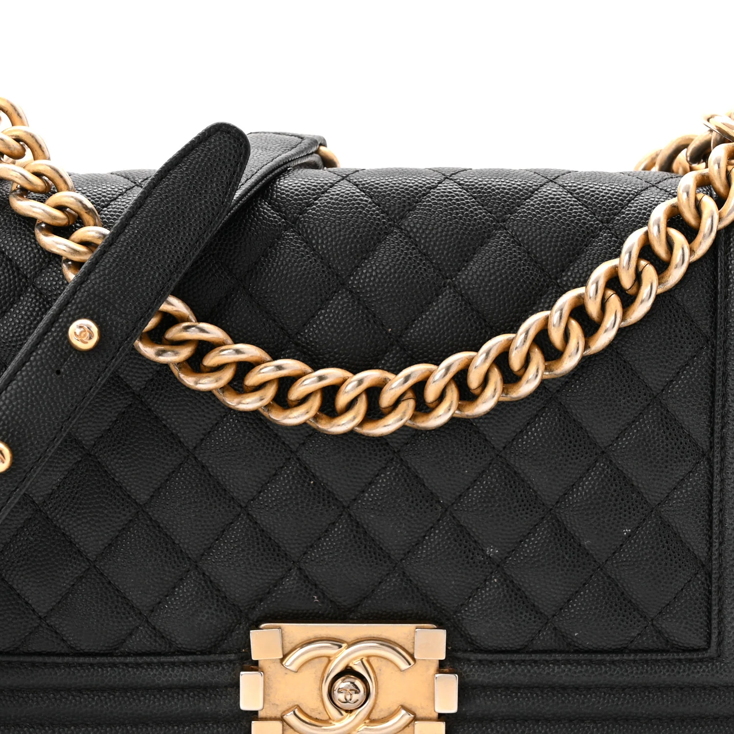 Caviar Quilted Medium Boy Flap Black