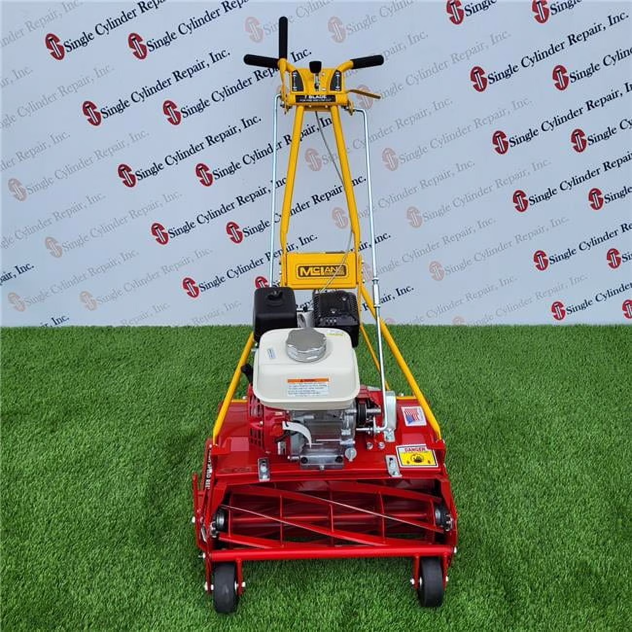20-4G-7-GR 25 in. Self Propelled 7 Blade 4HP Engine Grooved Roller