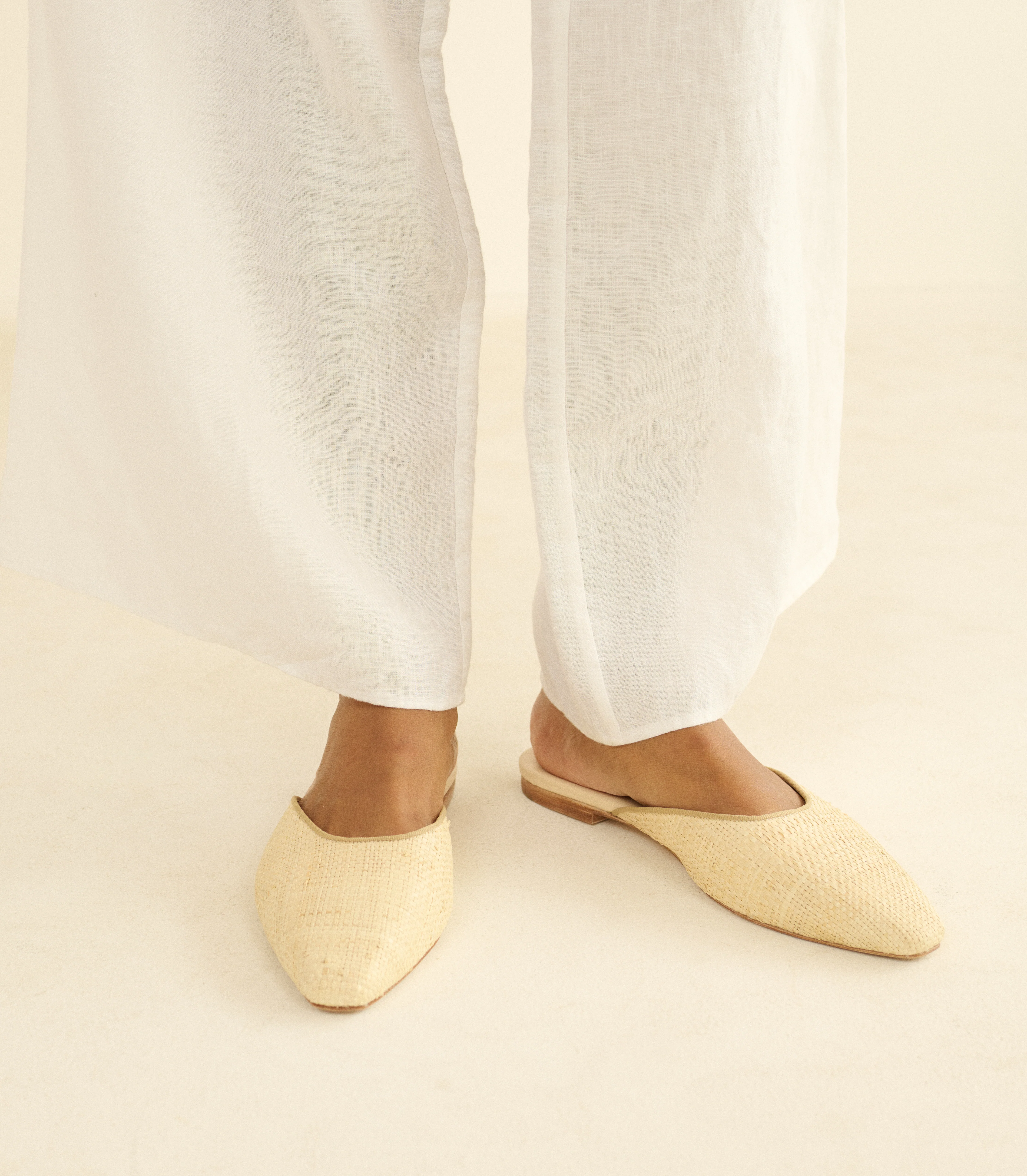 ADAIR SLIDE -- NATURAL RAFFIA