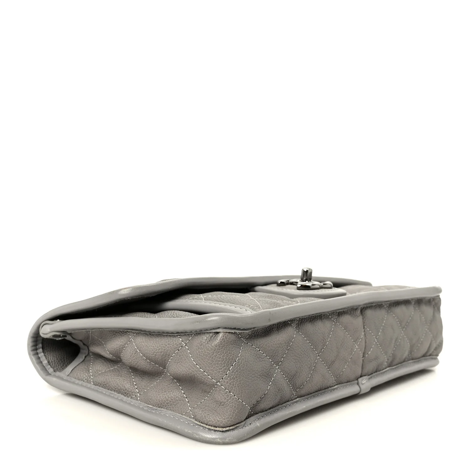 Caviar Quilted Medium French Riviera Flap Light Grey