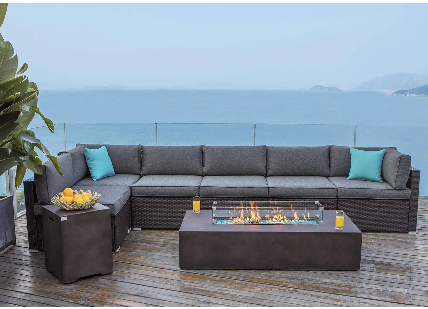 Ensemble de jardin COSIEST 8 pièces en résine tressée avec table brasero, couleur marron chocolat, comprenant un canapé d'angle et une table brasero rectangulaire en bronze (56 x 28 pouces, 50 000 BTU) et un réservoir extérieur (9 kg).