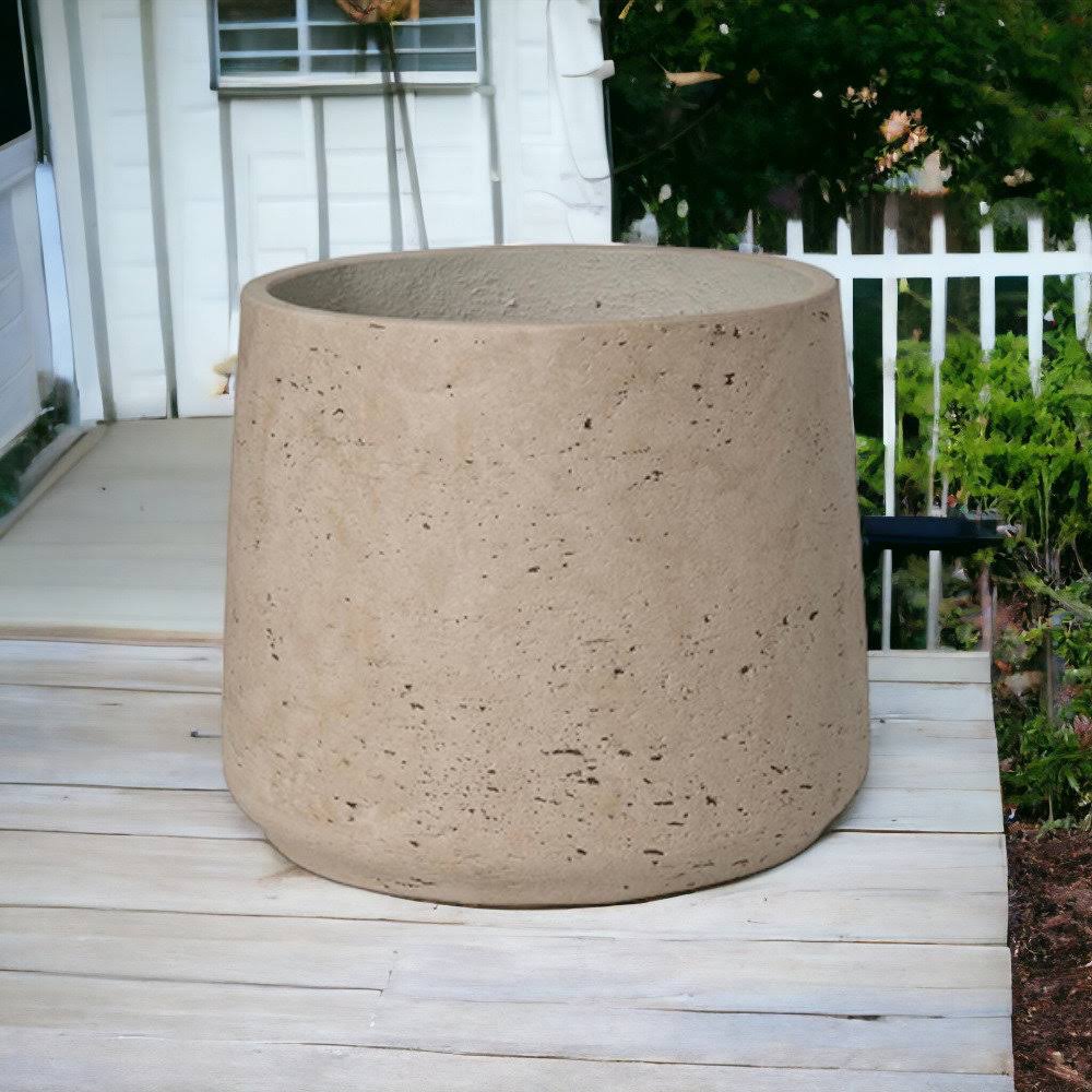 Adona Fibercement Pot Planter AllModern Size: 8
