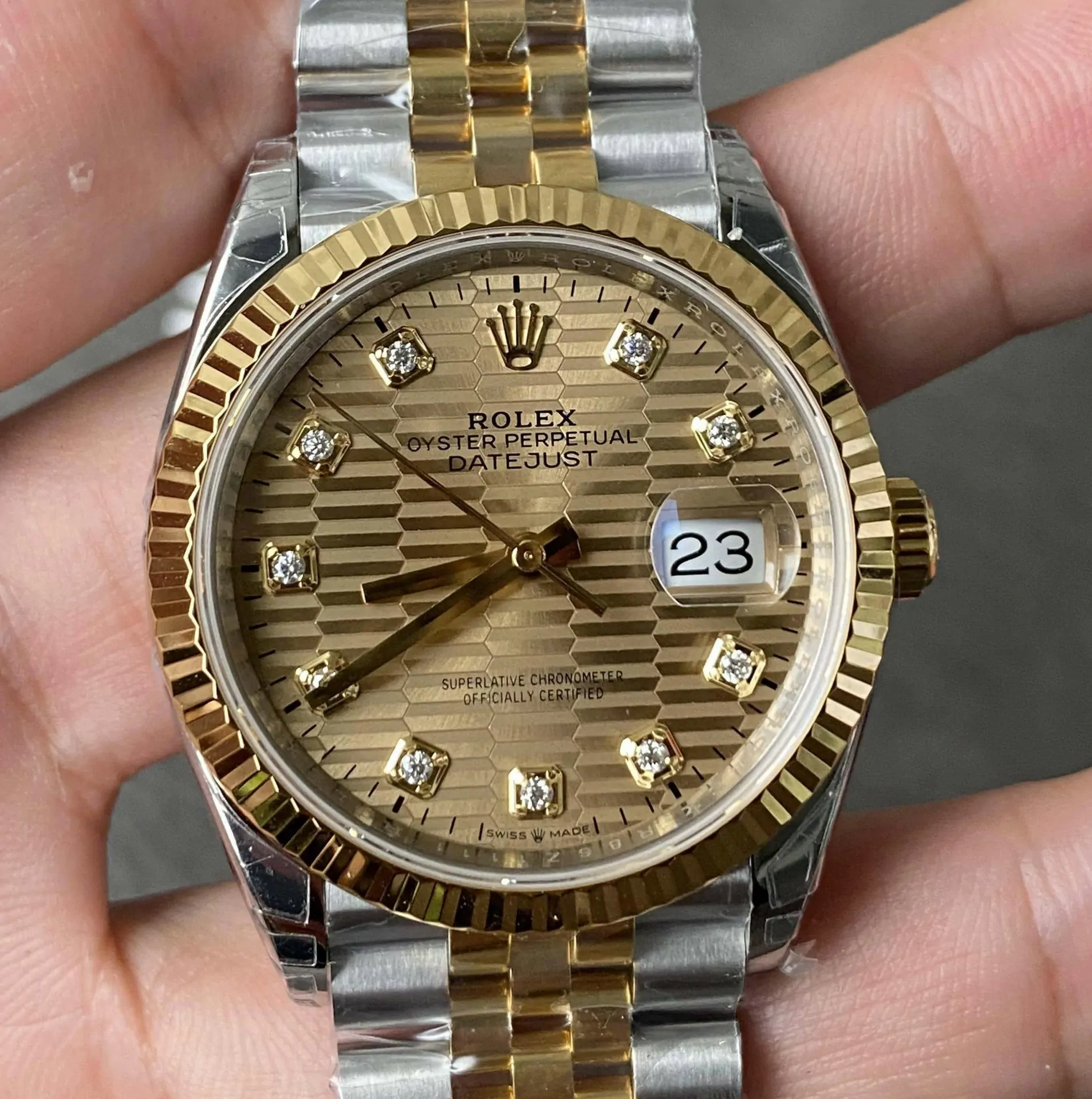 Rolex Datejust M126233-0045 36MM VS Factory Gold Diamond Dial