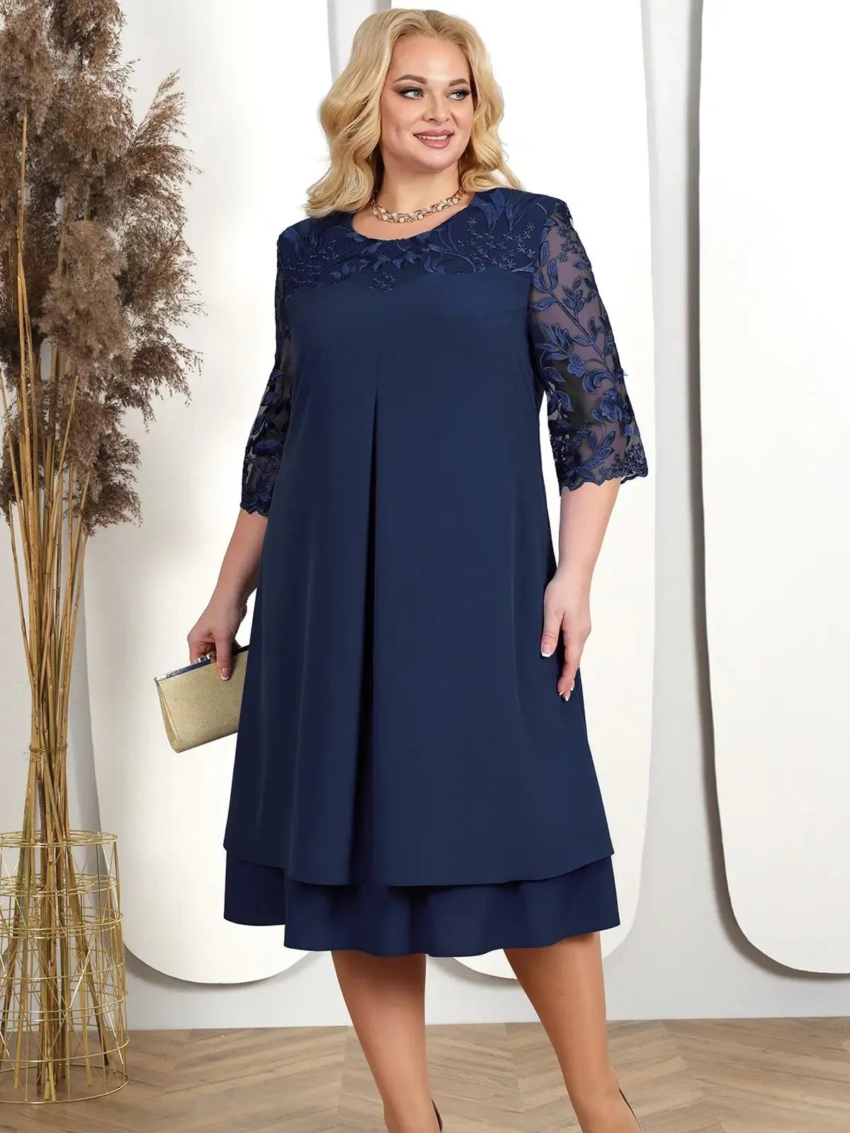 Sophie Paris I Plus Size Robe à fleurs brodées