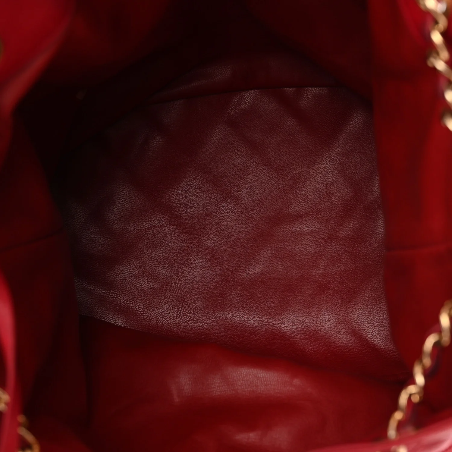 Lambskin Diamond Stitched CC Drawstring Shoulder Bag Red