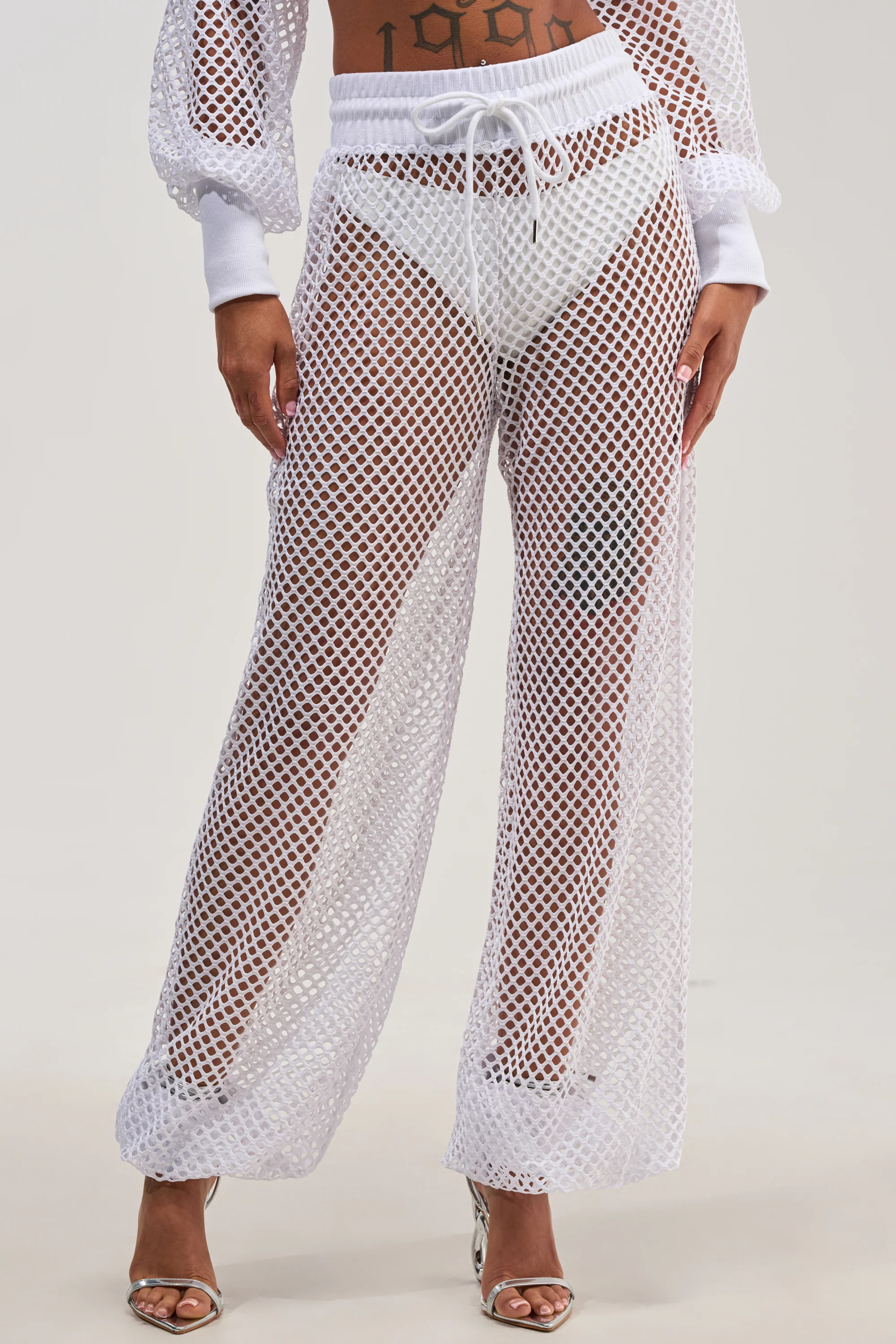 FEEL THE AIR NETTED JOGGER - Akira Store