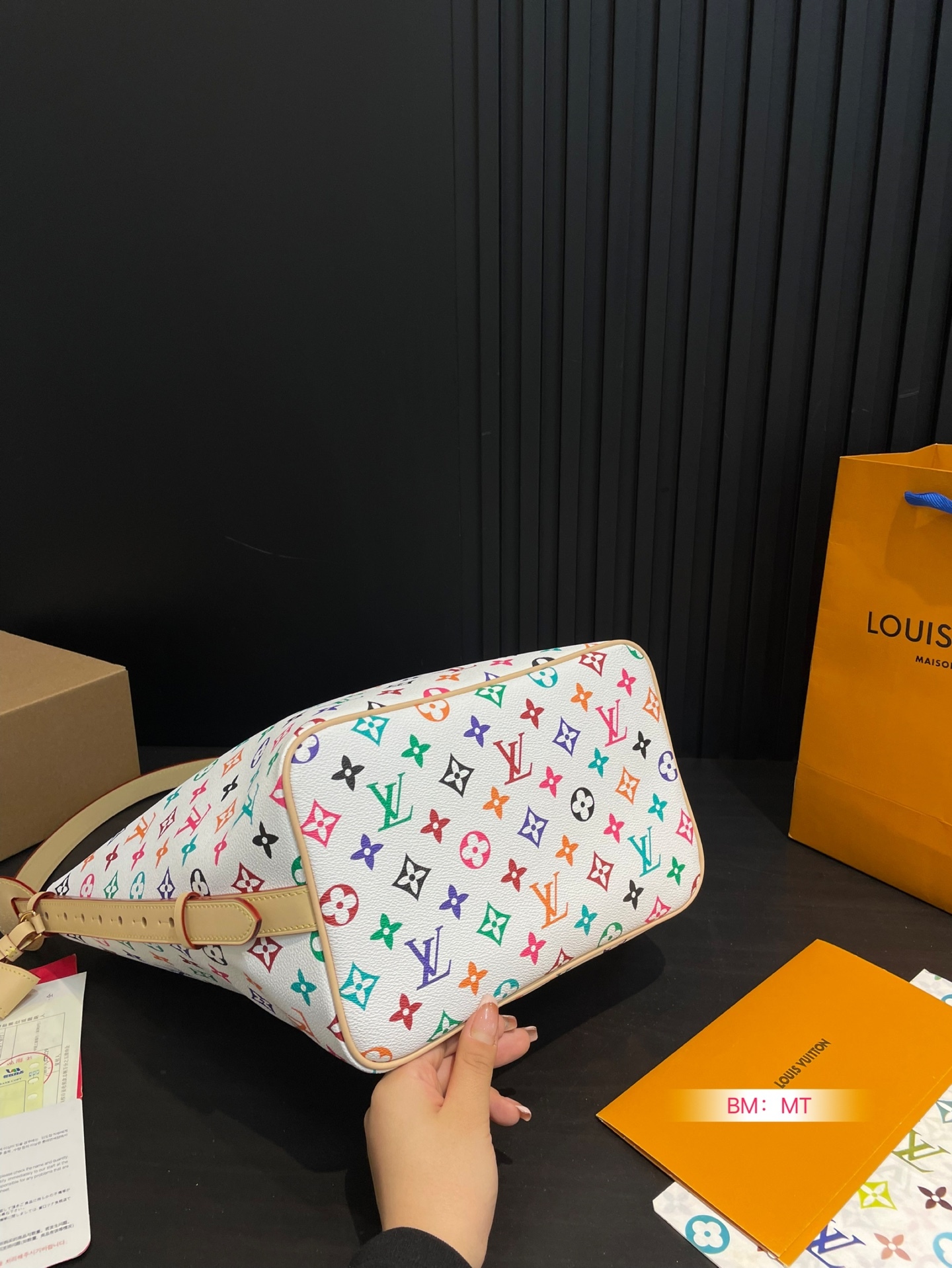 Louis new arrival ALL IN BB hobo bag 002 size:26*30 cm
