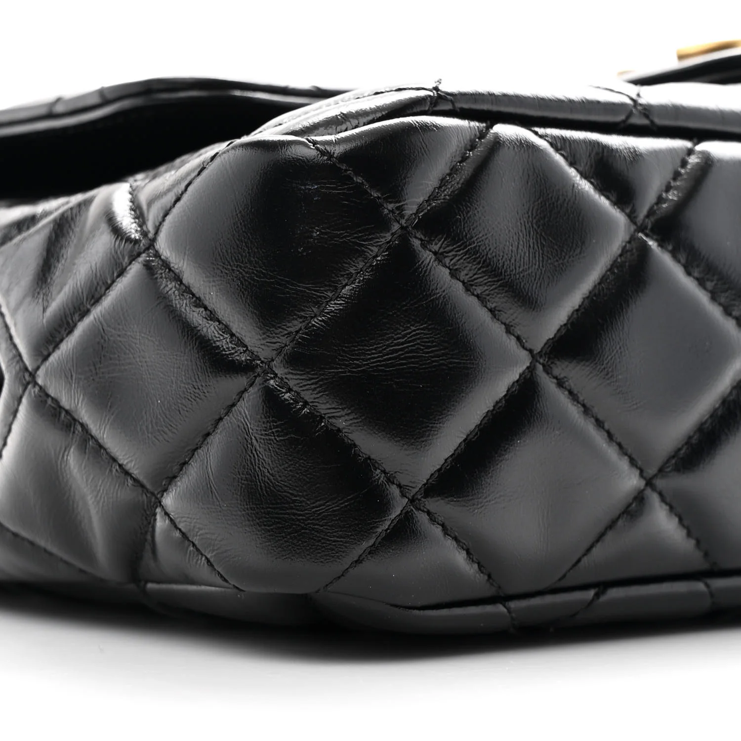 Shiny Crumpled Calfskin Quilted Wavy CC Hobo Black