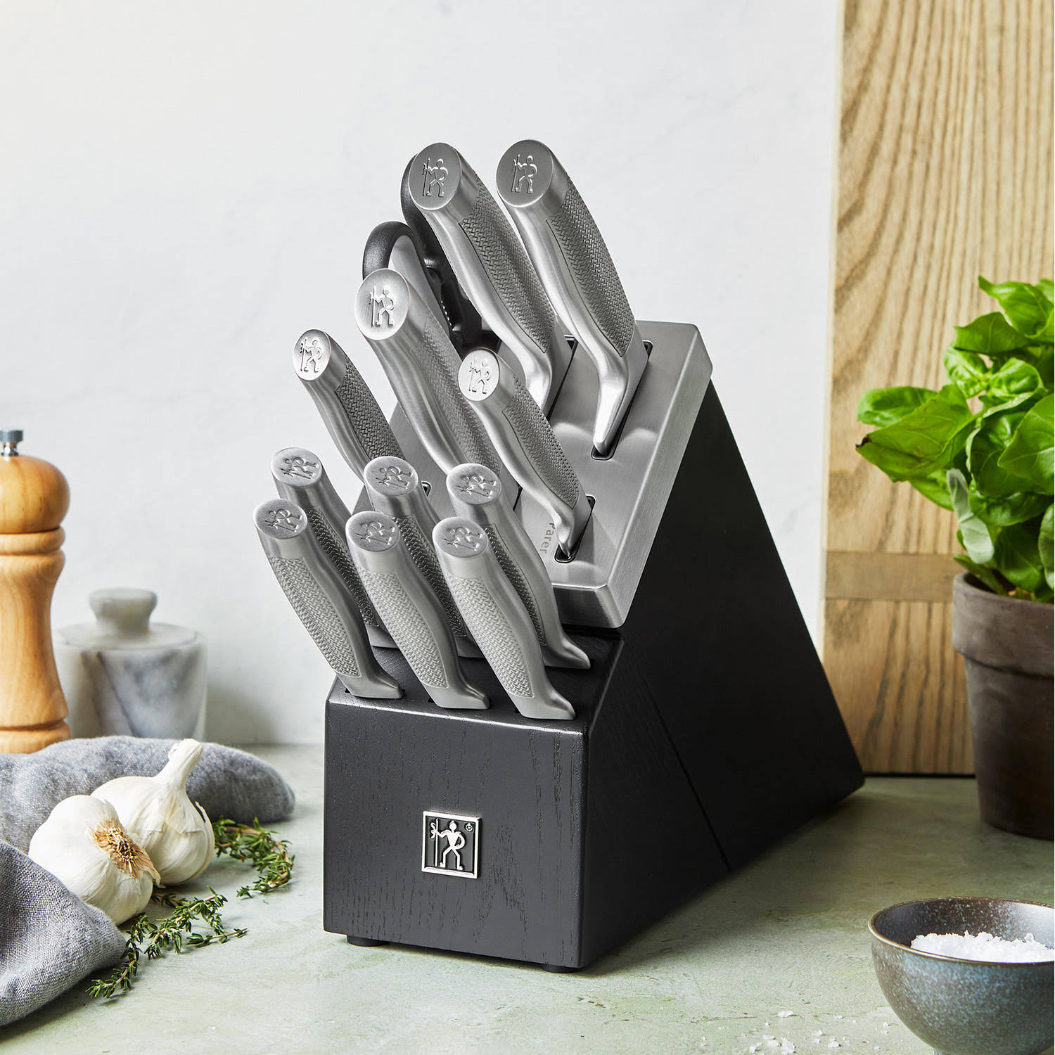 Henckels Diamond 13-Pc Self-Sharpening Knife Block Set