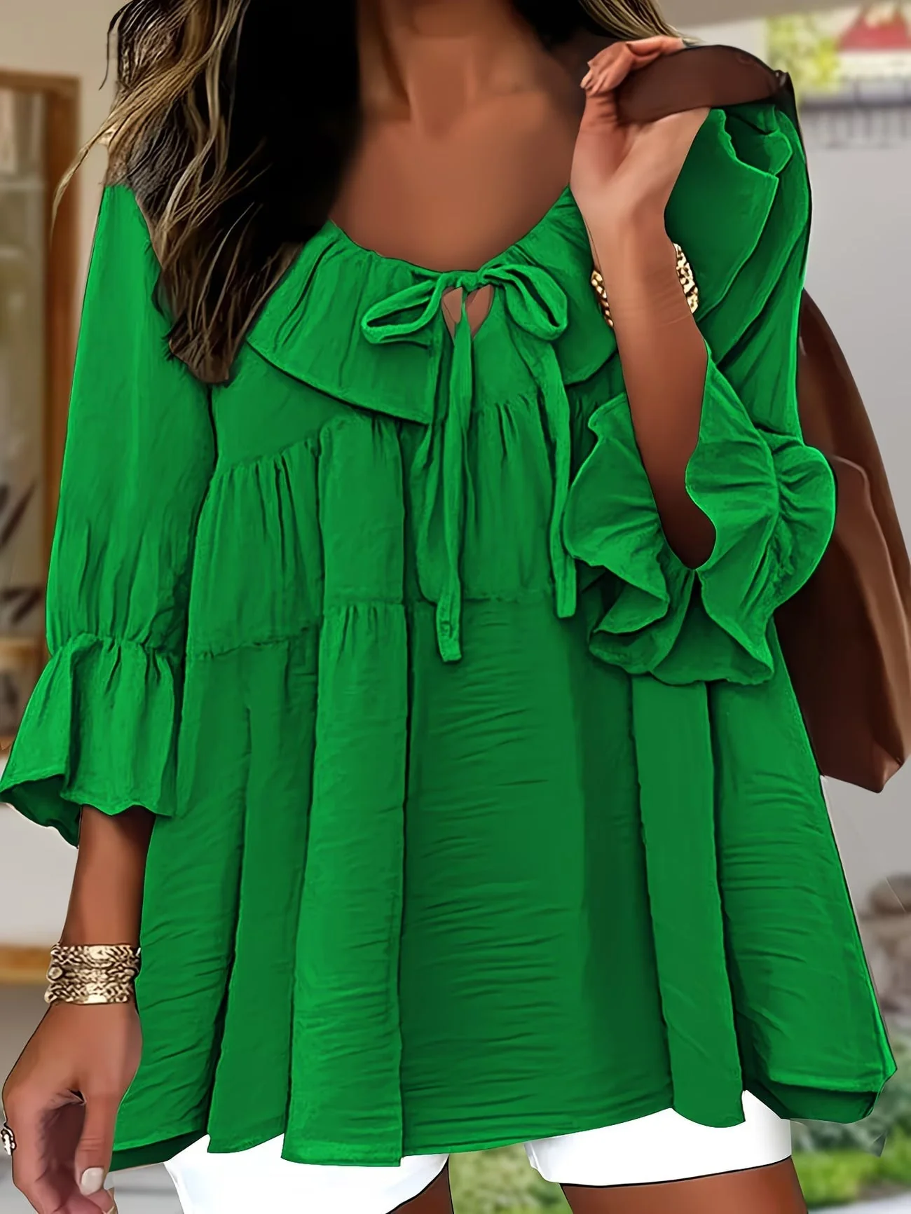 Blouse Femme Élégante à Col Volanté