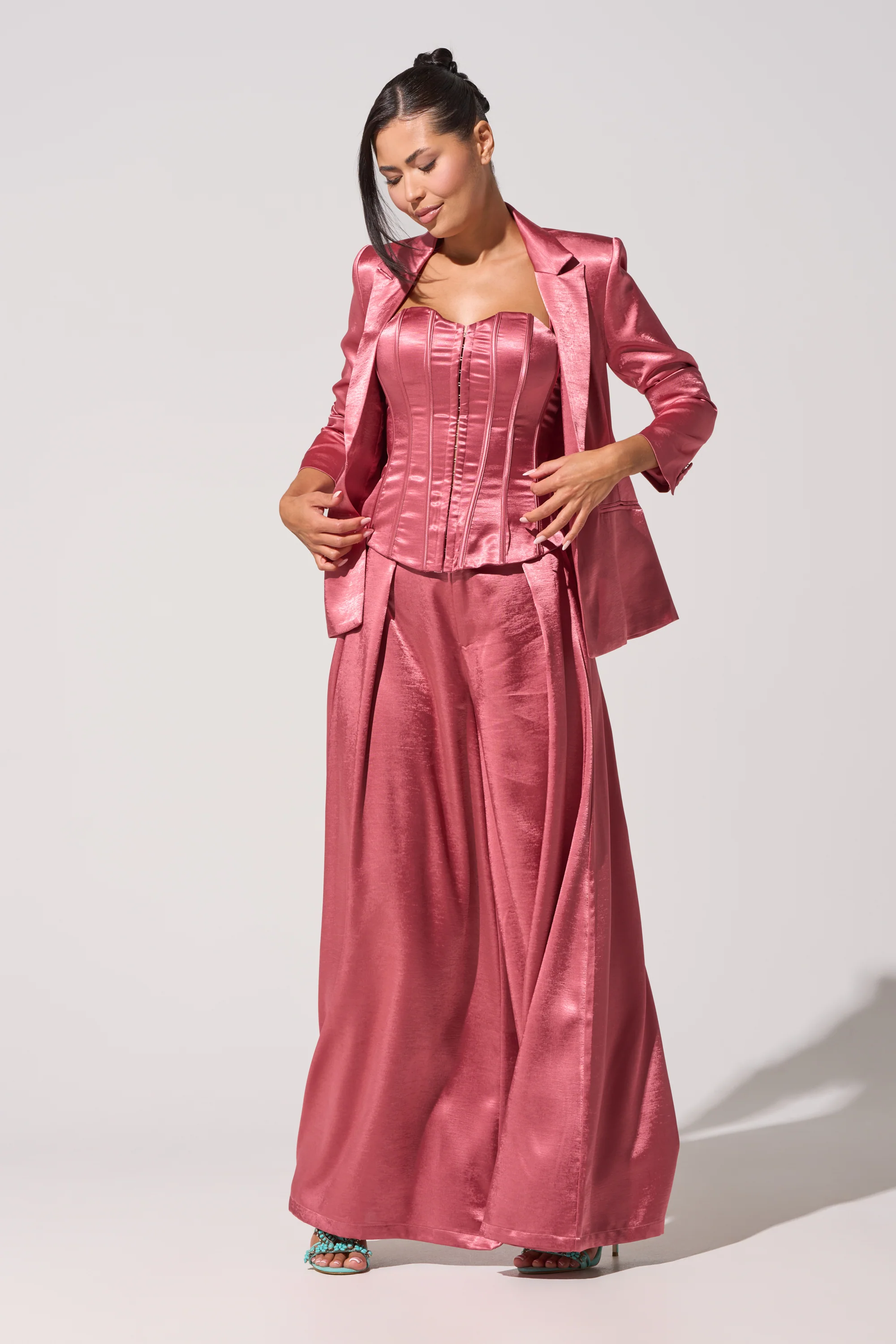 IN FULL BLOOM TROUSER IN MAUVE - Akira Store