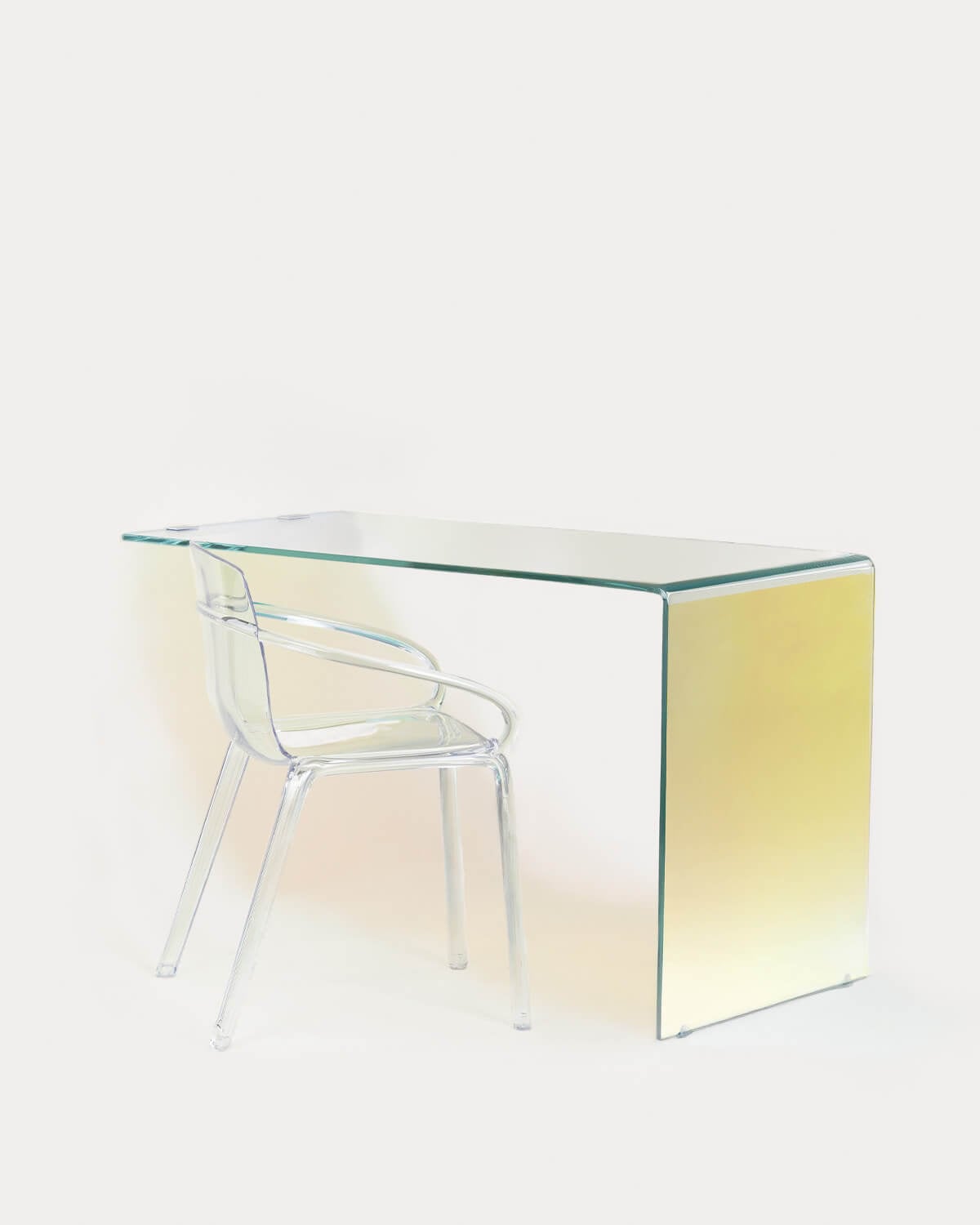 Set Iris - Zuera - Set de Escritorio de Cristal Templado Iris y Silla con Reposabrazos de Policarbonato Zuera