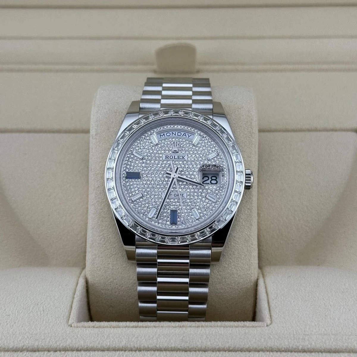 【Super Clone】RLX Day-Date 40mm 228396TBR-0021 Diamonds Sapphires Dial